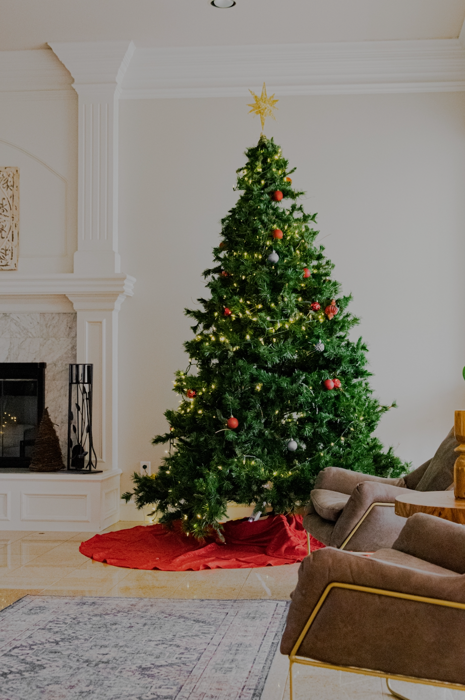 Festive Red and Green Tree in Living Room