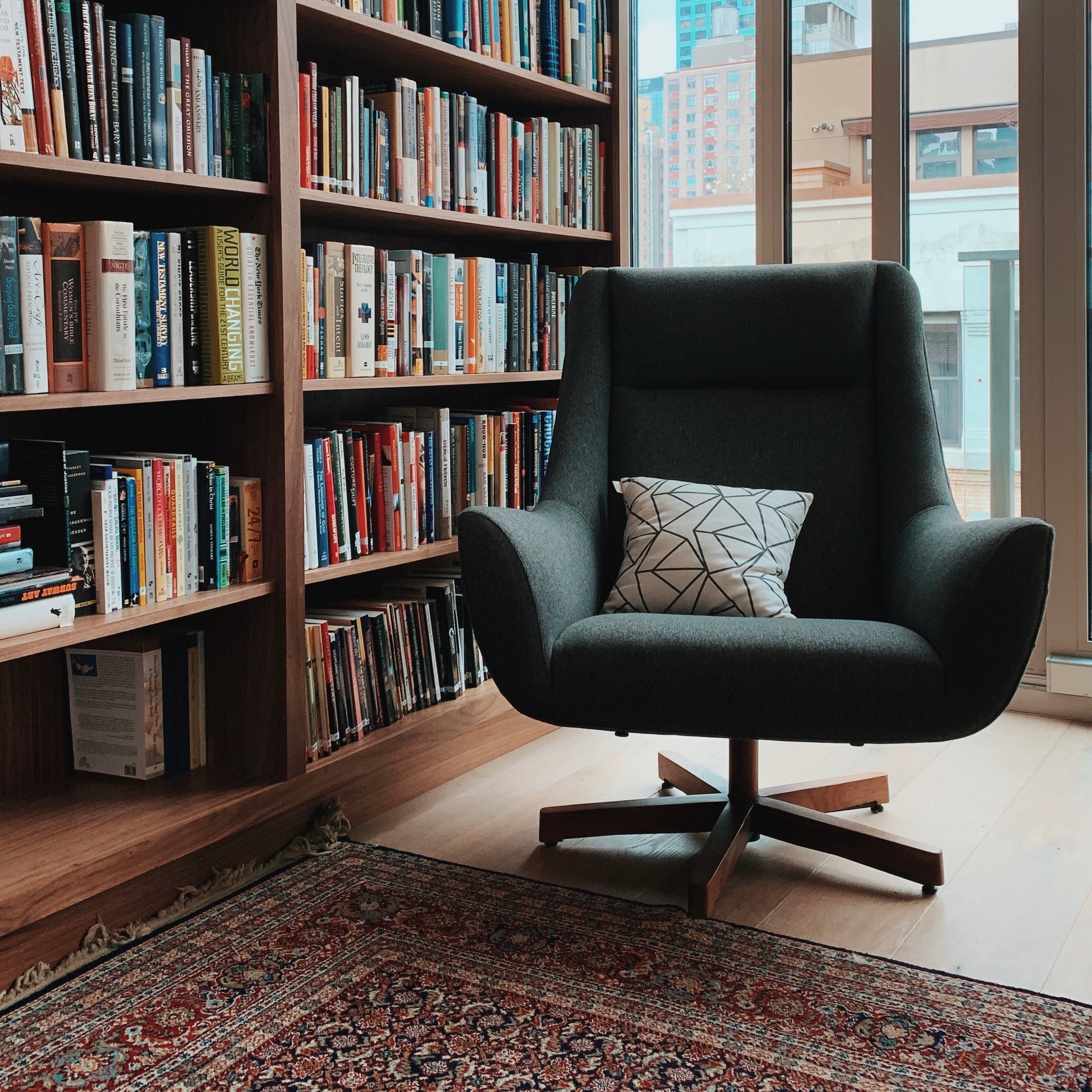 Retro Rug in Eclectic Room Setting