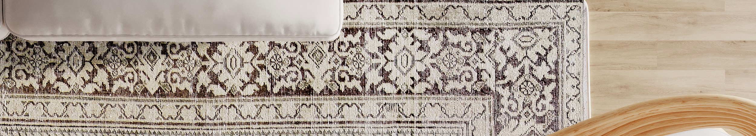 Colorful Vintage Rug with Intricate Details - Kuden Rugs