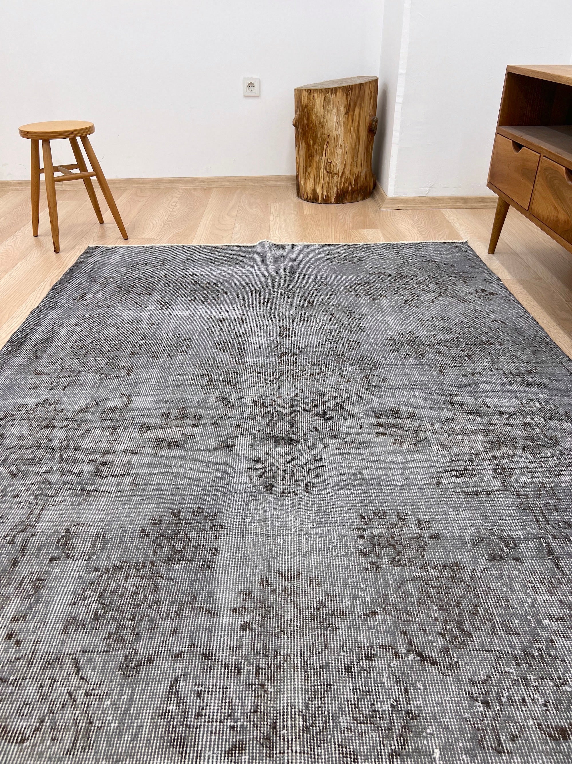 Kailea - Vintage Turkish Overdyed Rug
