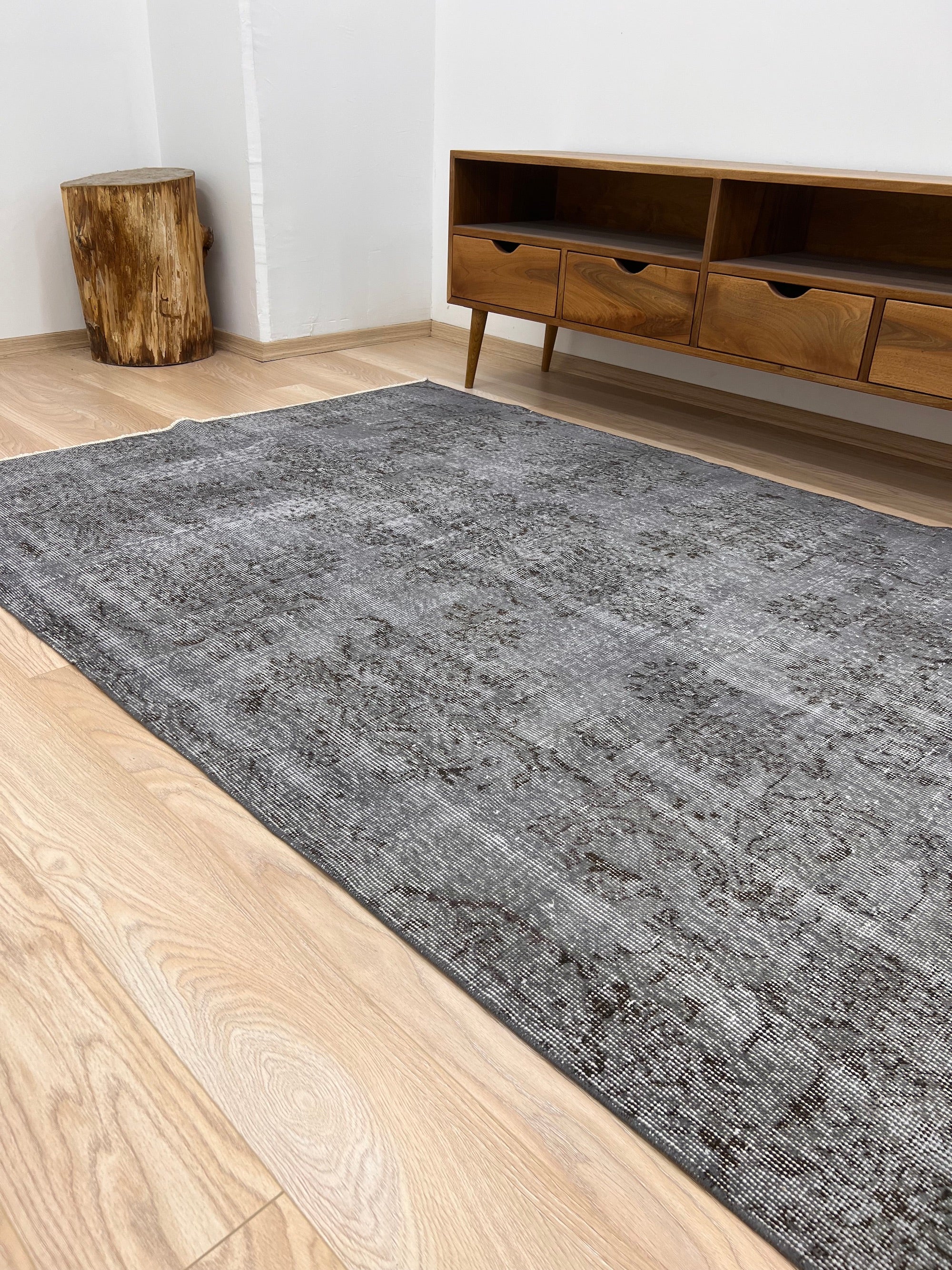 Kailea - Vintage Turkish Overdyed Rug