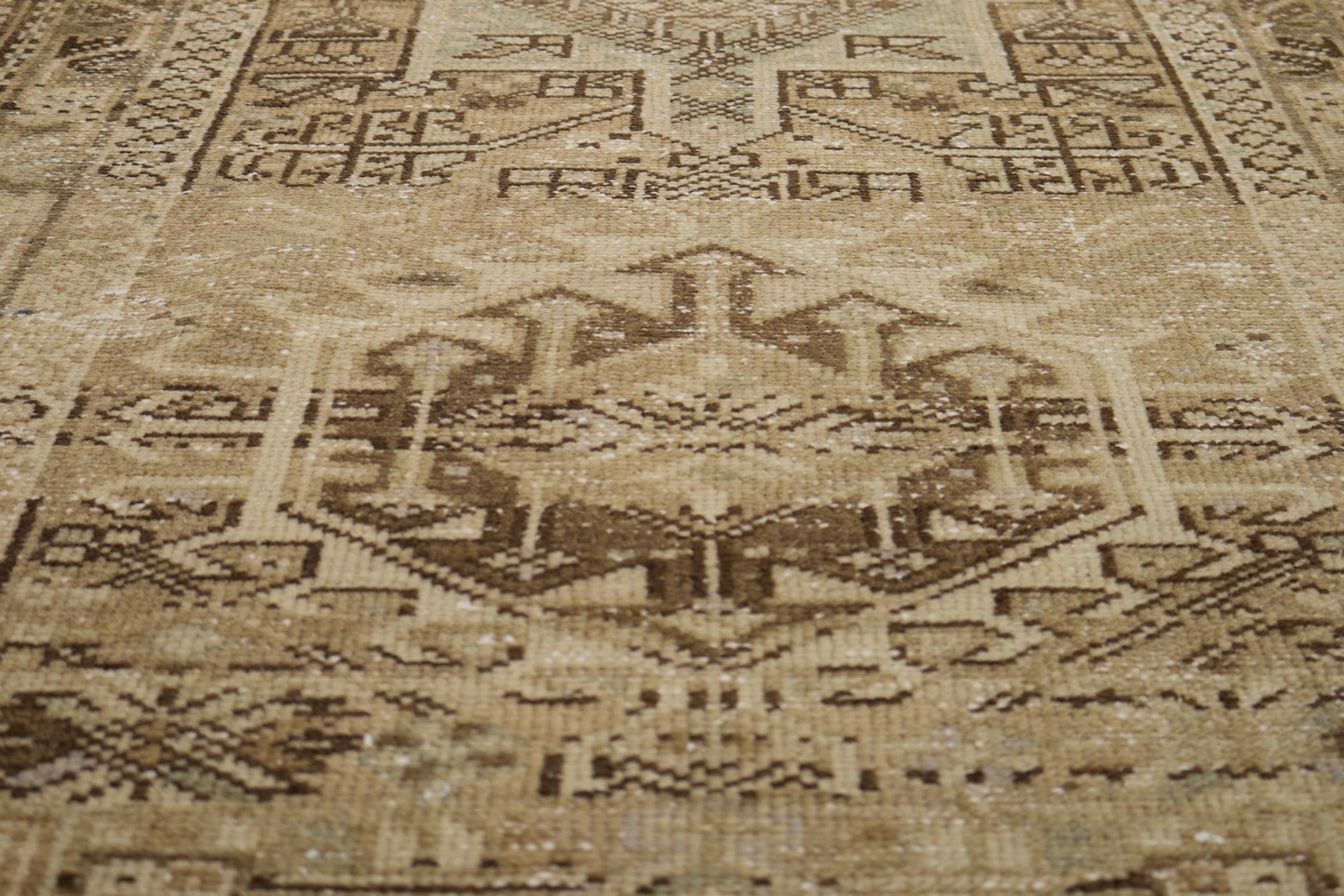 Karaca's Craftsmanship in Abeir - Persian Runner | Kuden Rugs