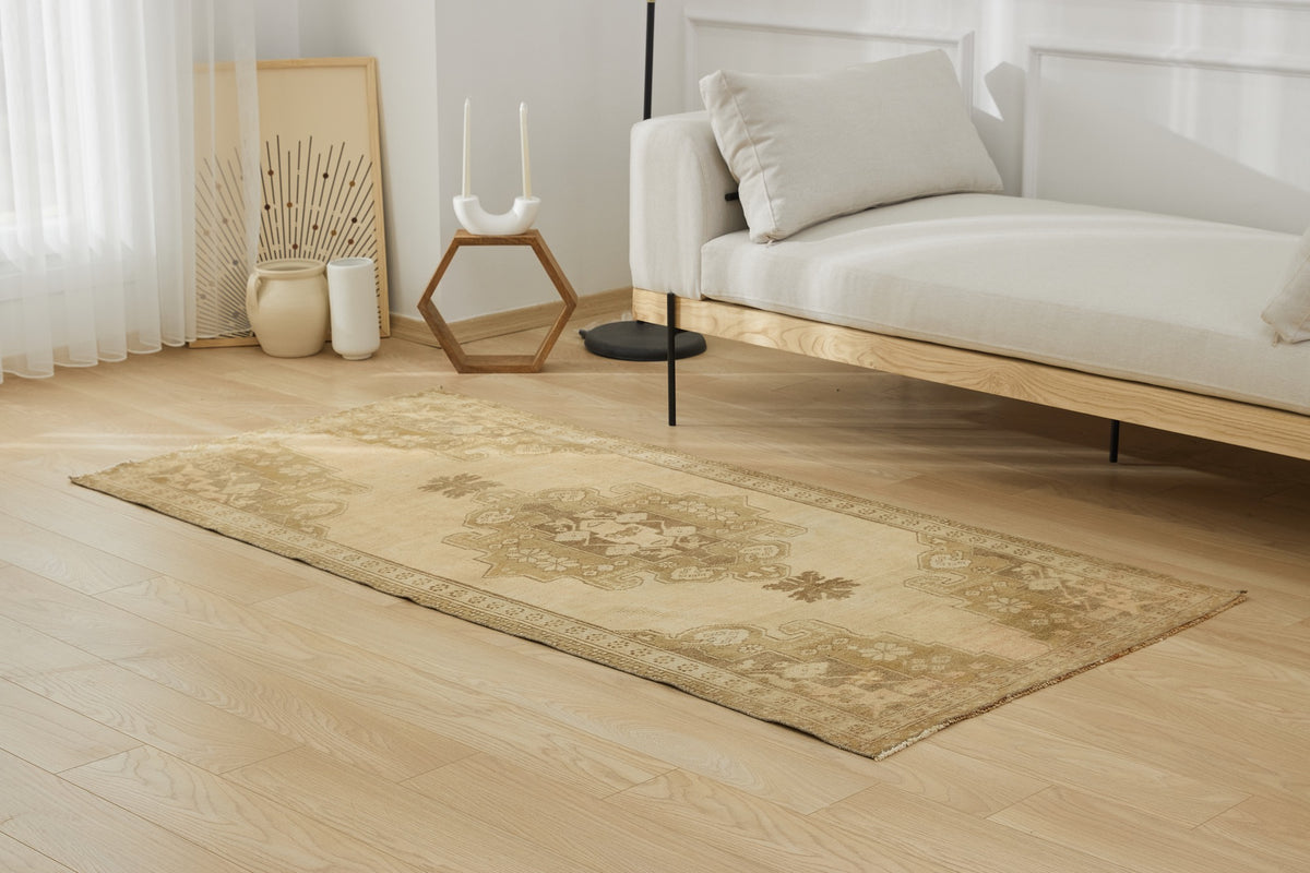 Achante | Anatolian Elegance | Hand-Knotted Wool Carpet | Kuden Rugs