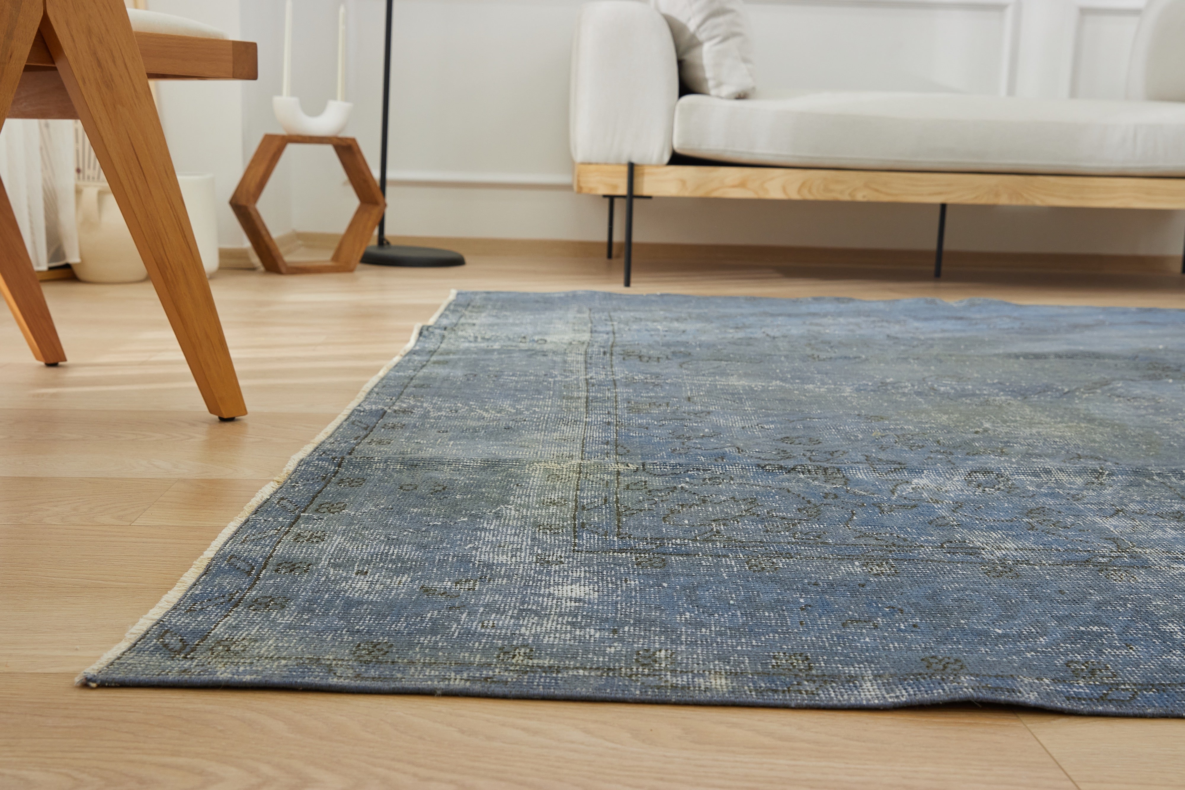 Unveiling Adley | Turkish Rug Heritage | Vintage Carpet Grace | Kuden Rugs