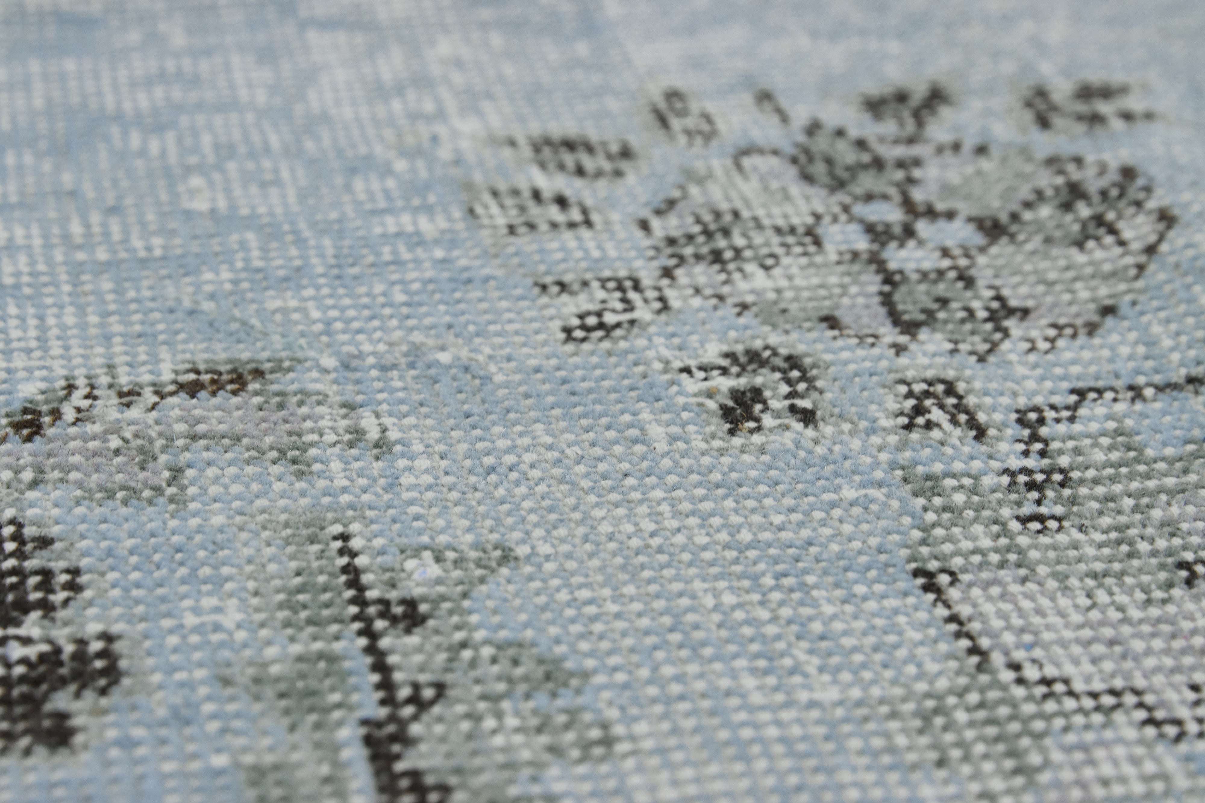 Aila - Blend of Antique and Contemporary Rug Styles | Kuden Rugs