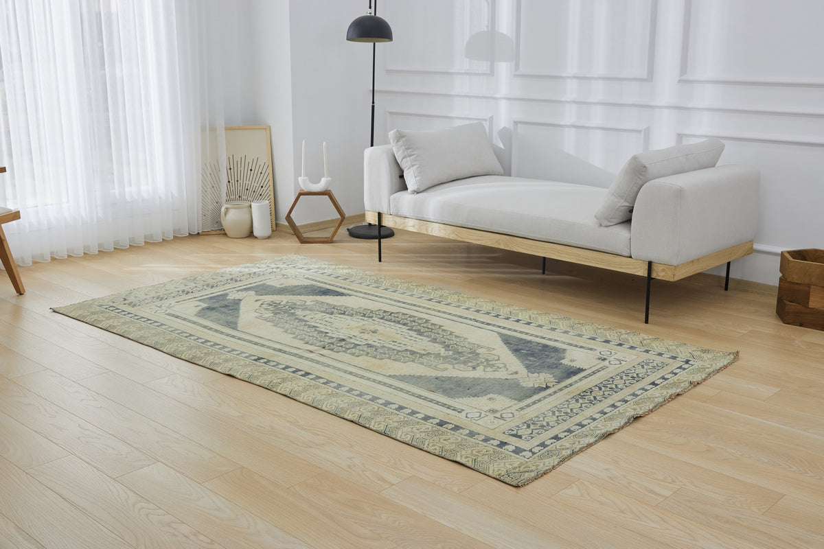 Alayna | Anatolian Elegance | Hand-Knotted Wool Carpet | Kuden Rugs