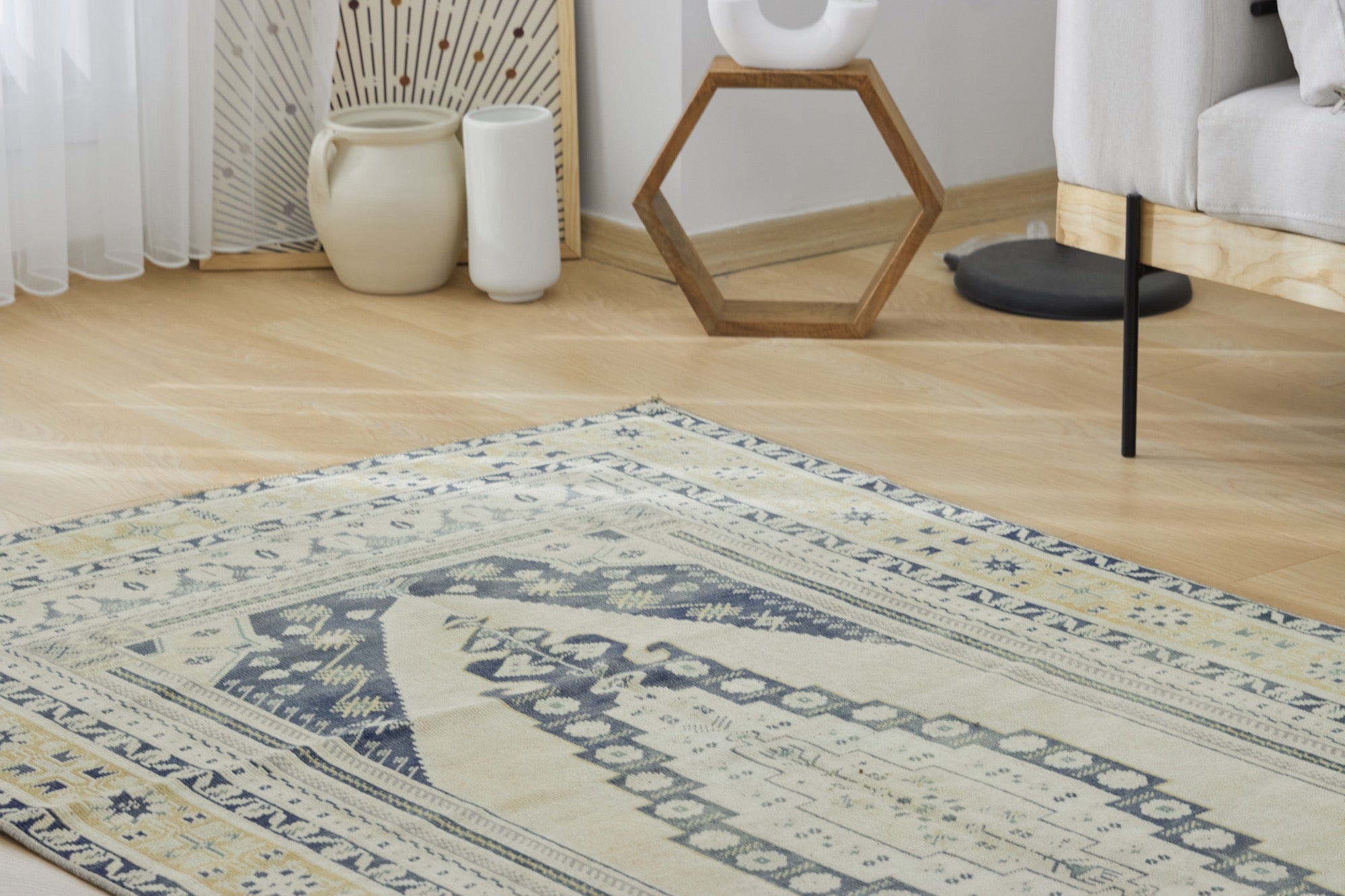 Alceena | Unique Vintage Craftsmanship | Turkish Area Rug | Kuden Rugs
