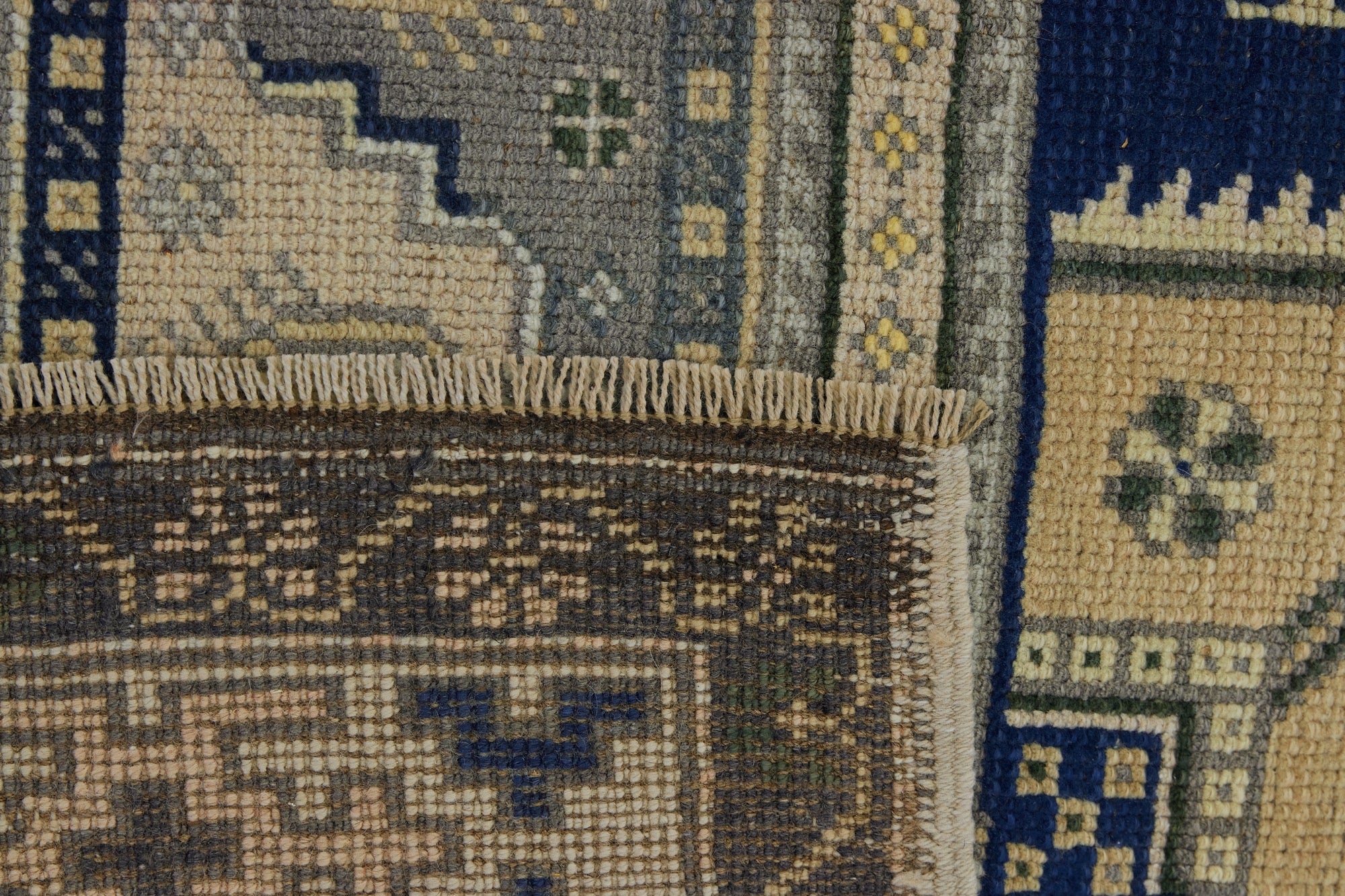 Alicia | One-of-a-Kind Cream Sophistication | Sophisticated Wool Carpet | Kuden Rugs