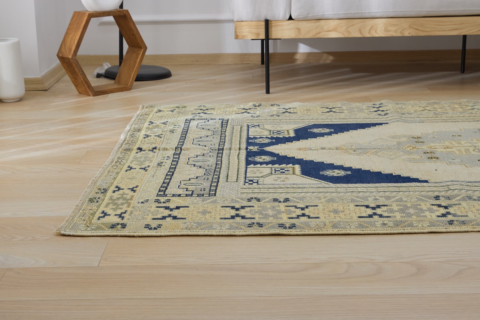 Alicia | Unique Vintage Craftsmanship | Turkish Area Rug | Kuden Rugs