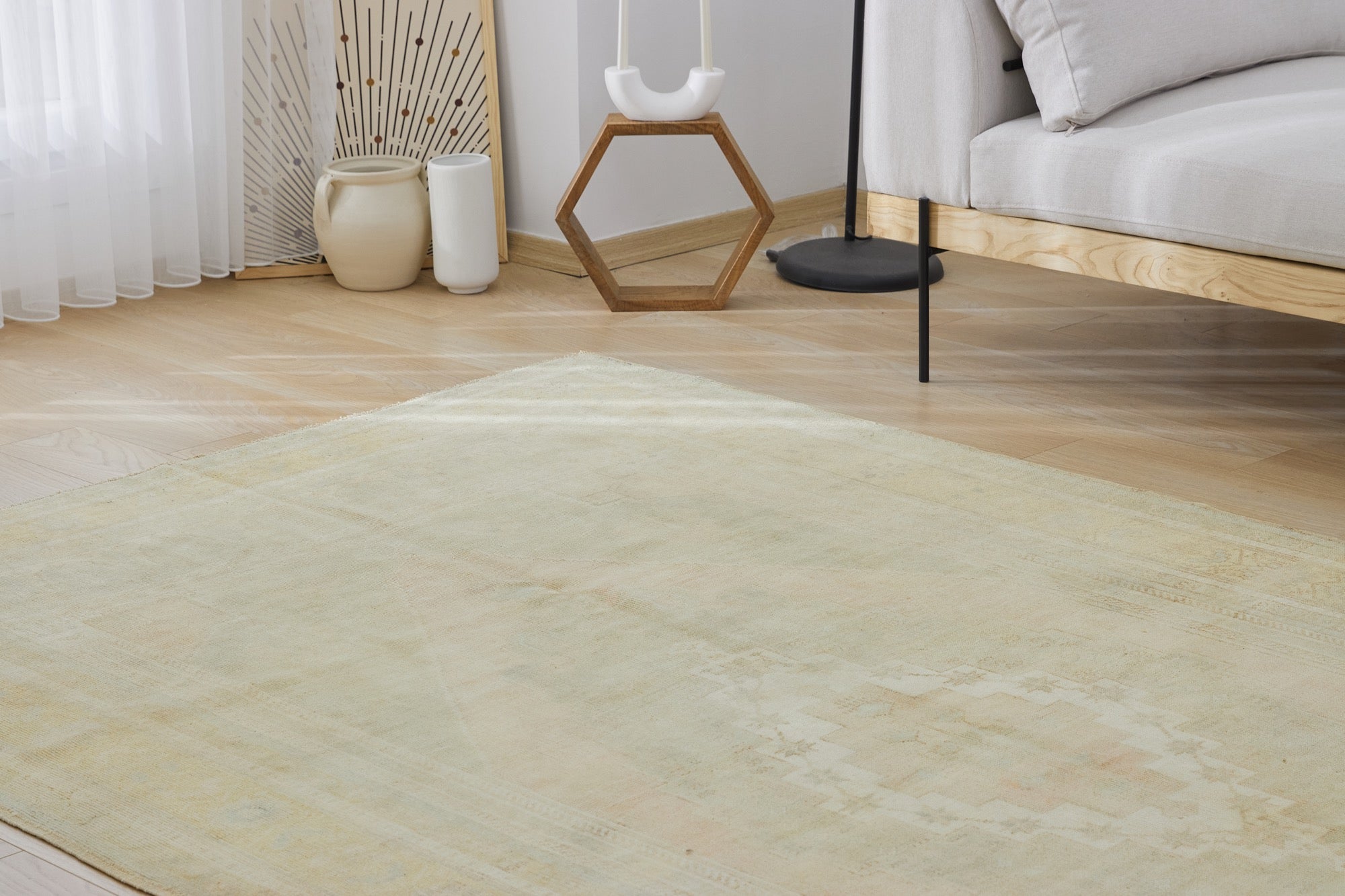 Aliki | Unique Vintage Craftsmanship | Turkish Area Rug | Kuden Rugs