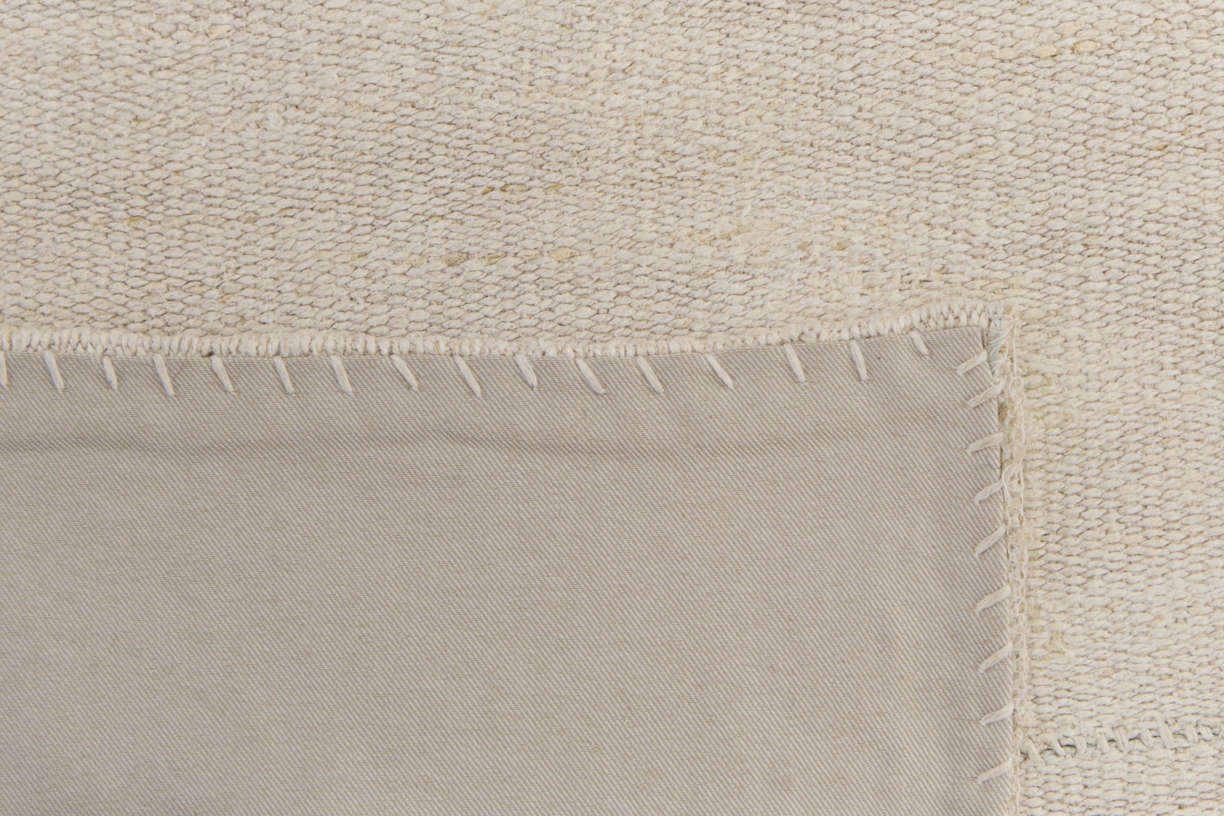 Aurea: A Testament to Turkey's Skilled Hemp Rug Weaving Traditions | Kuden Rugs