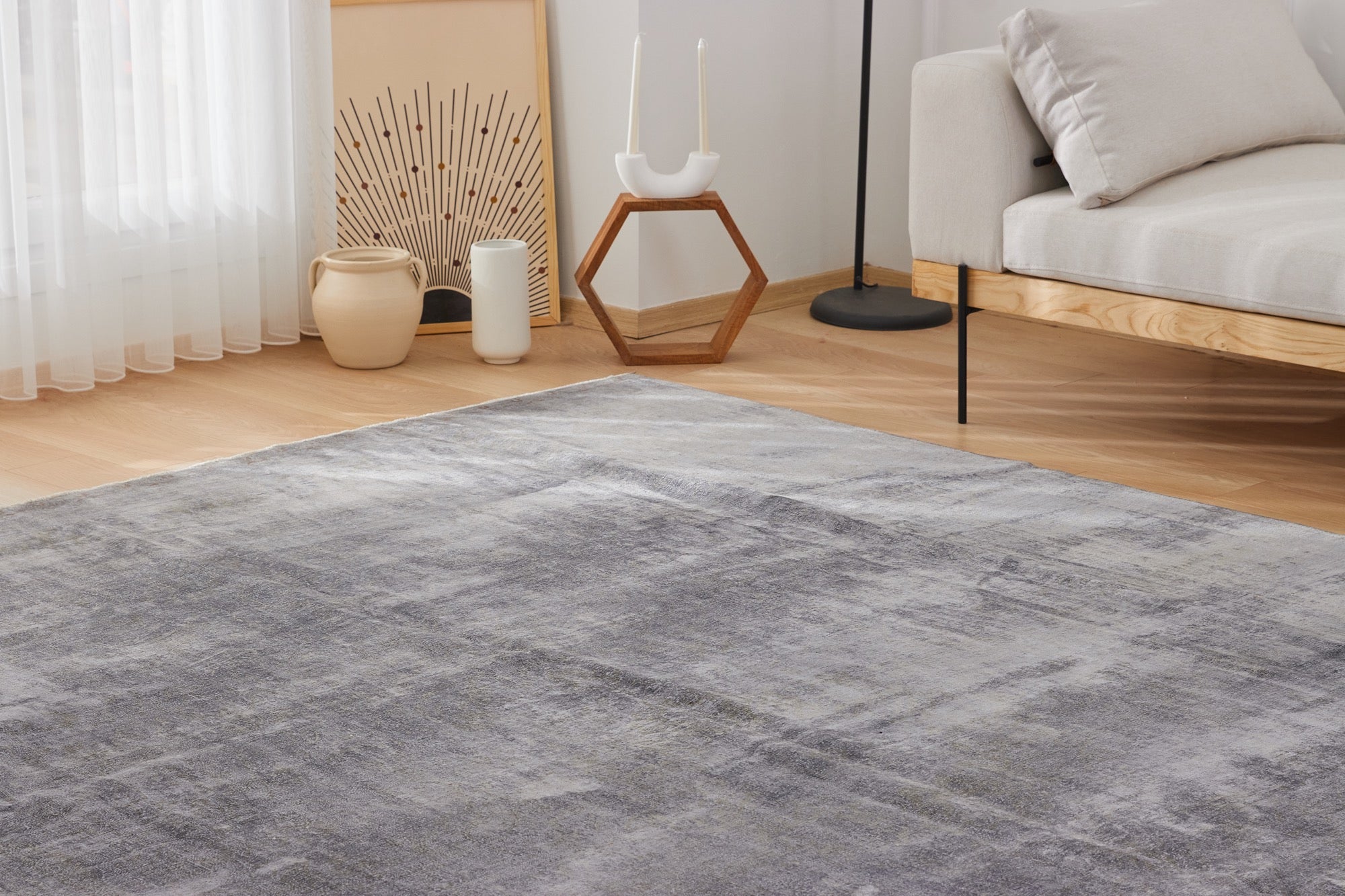 Blythe | Timeless Indian Craftsmanship | Unique Bamboo Silk Rug | Kuden Rugs