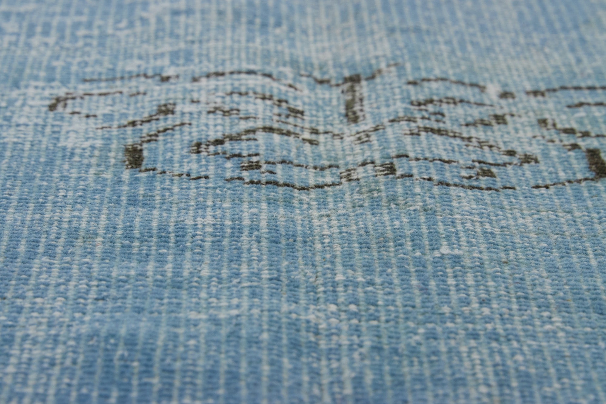 Cambria | Luxurious Low-Pile Design | Premium Turkish Rug | Kuden Rugs