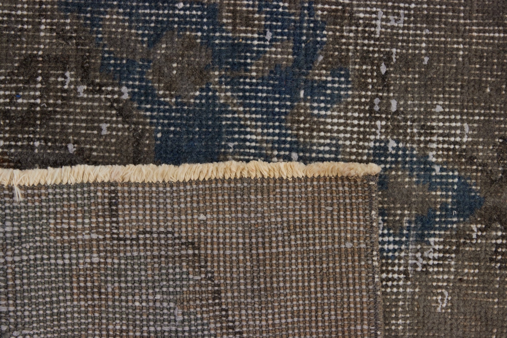 Dahlya | Sophisticated Small Turkish Rug with Medallion Design | Kuden Rugs