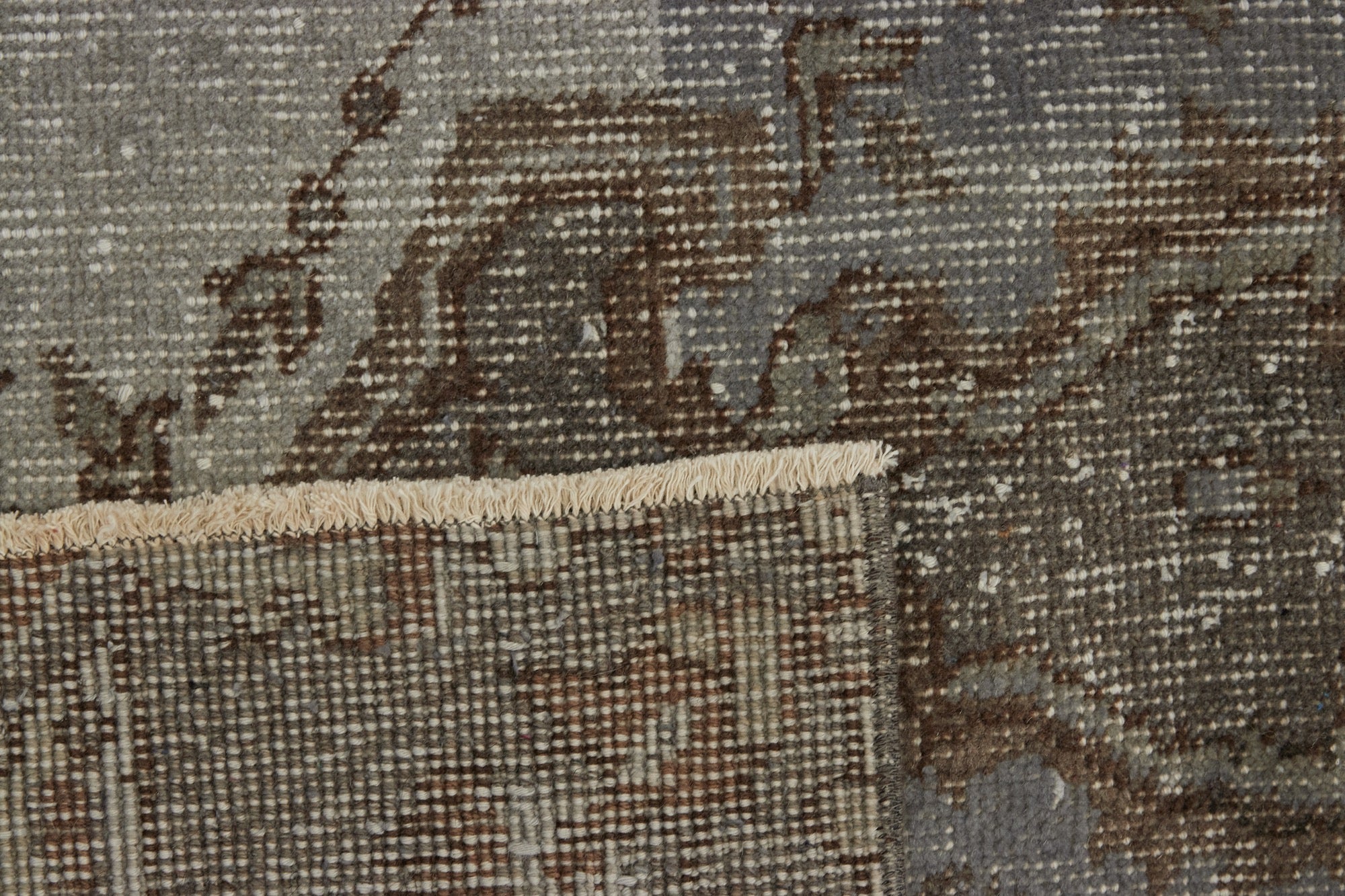 Ebba | Timeless Turkish Craftsmanship in a Contemporary Rug | Kuden Rugs