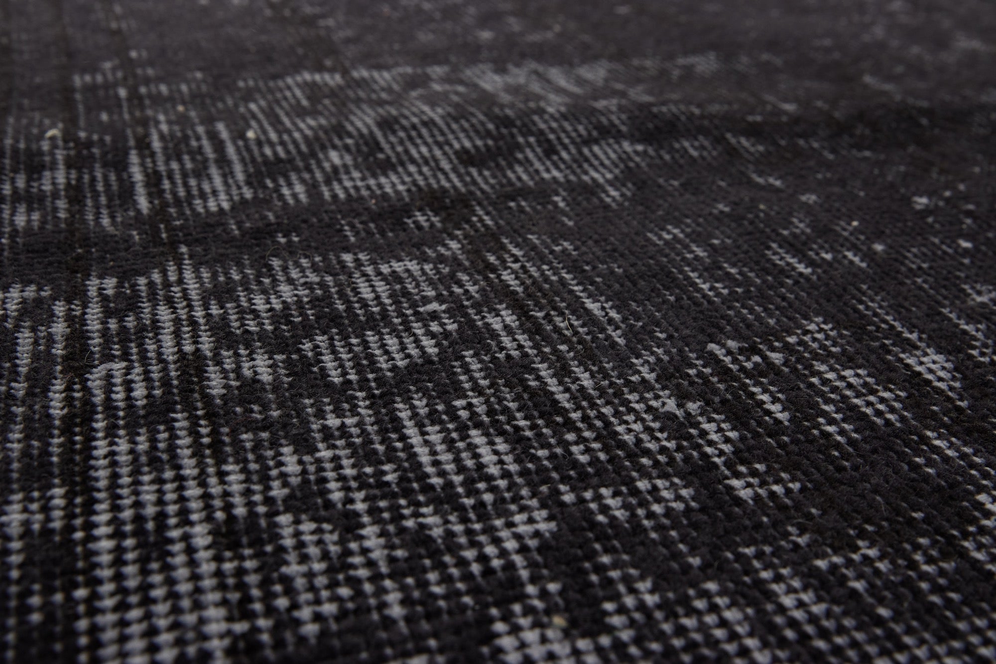 Ebere | Classic Plain Pattern Vintage Rug | Kuden Rugs