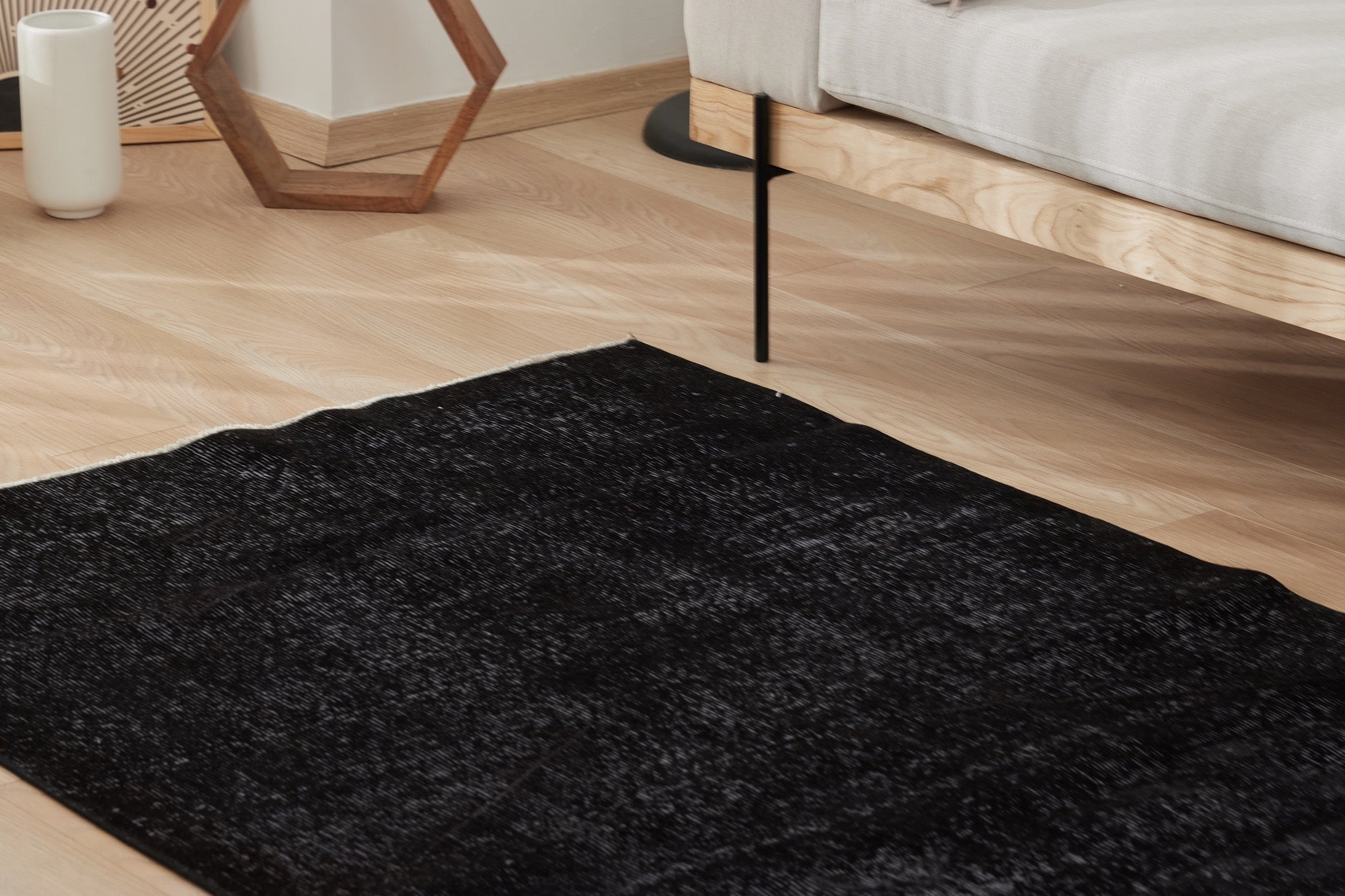 Eilise | Hand-Knotted Area Rug with Timeless Appeal | Kuden Rugs