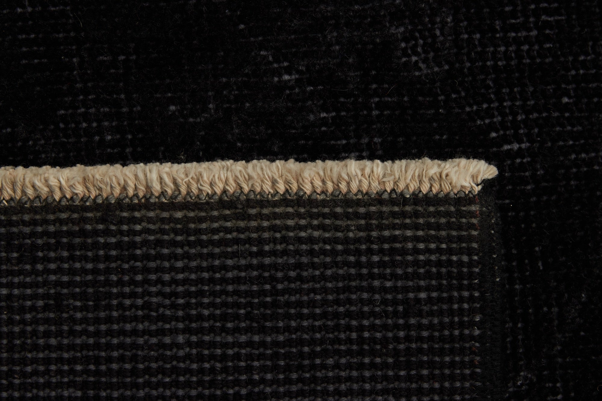 Eleanor | Sophisticated Small Rug with Artisan Craftsmanship | Kuden Rugs