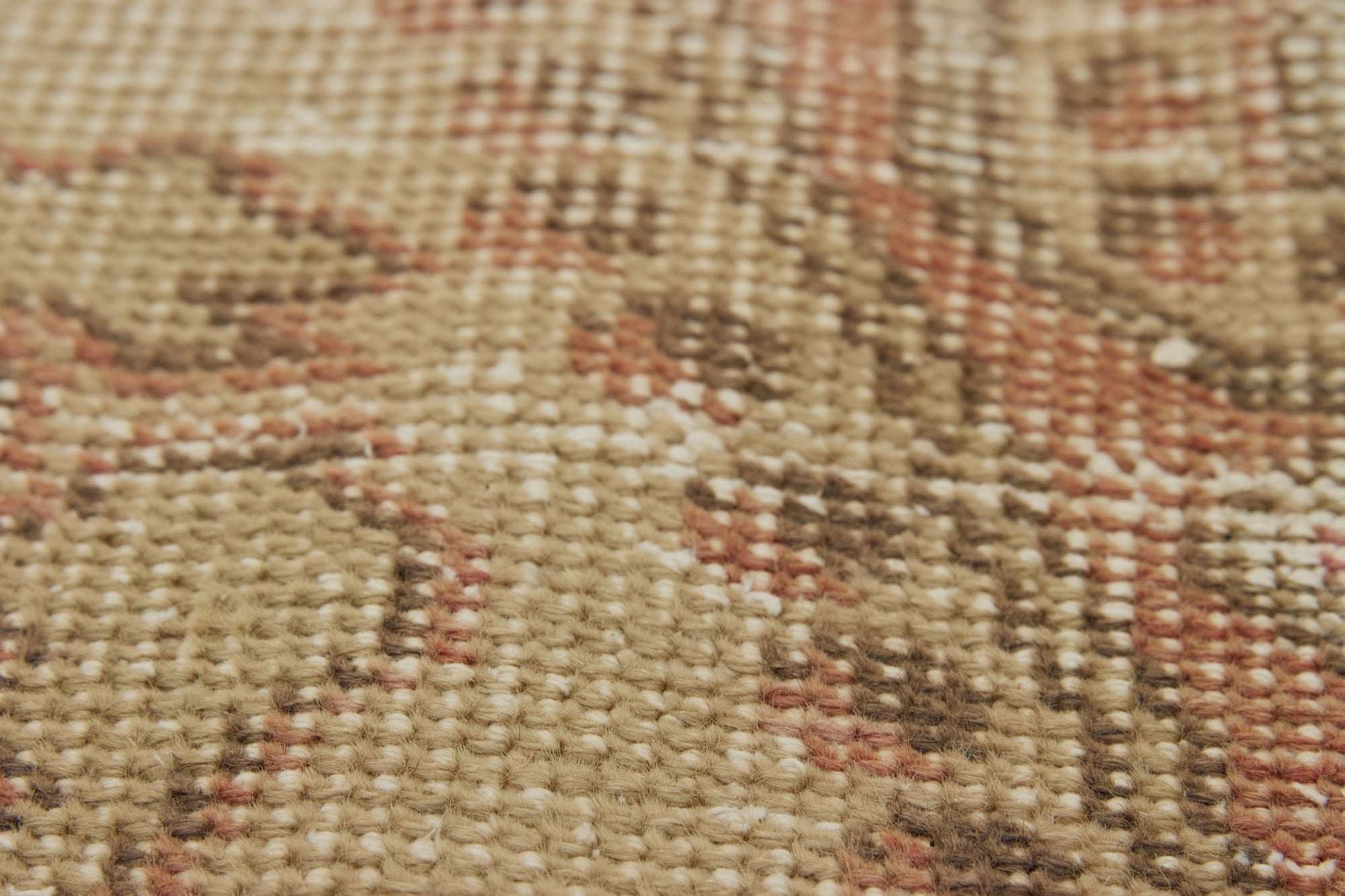 Unveiling Elsa | Turkish Rug Heritage | Vintage Carpet Grace | Kuden Rugs