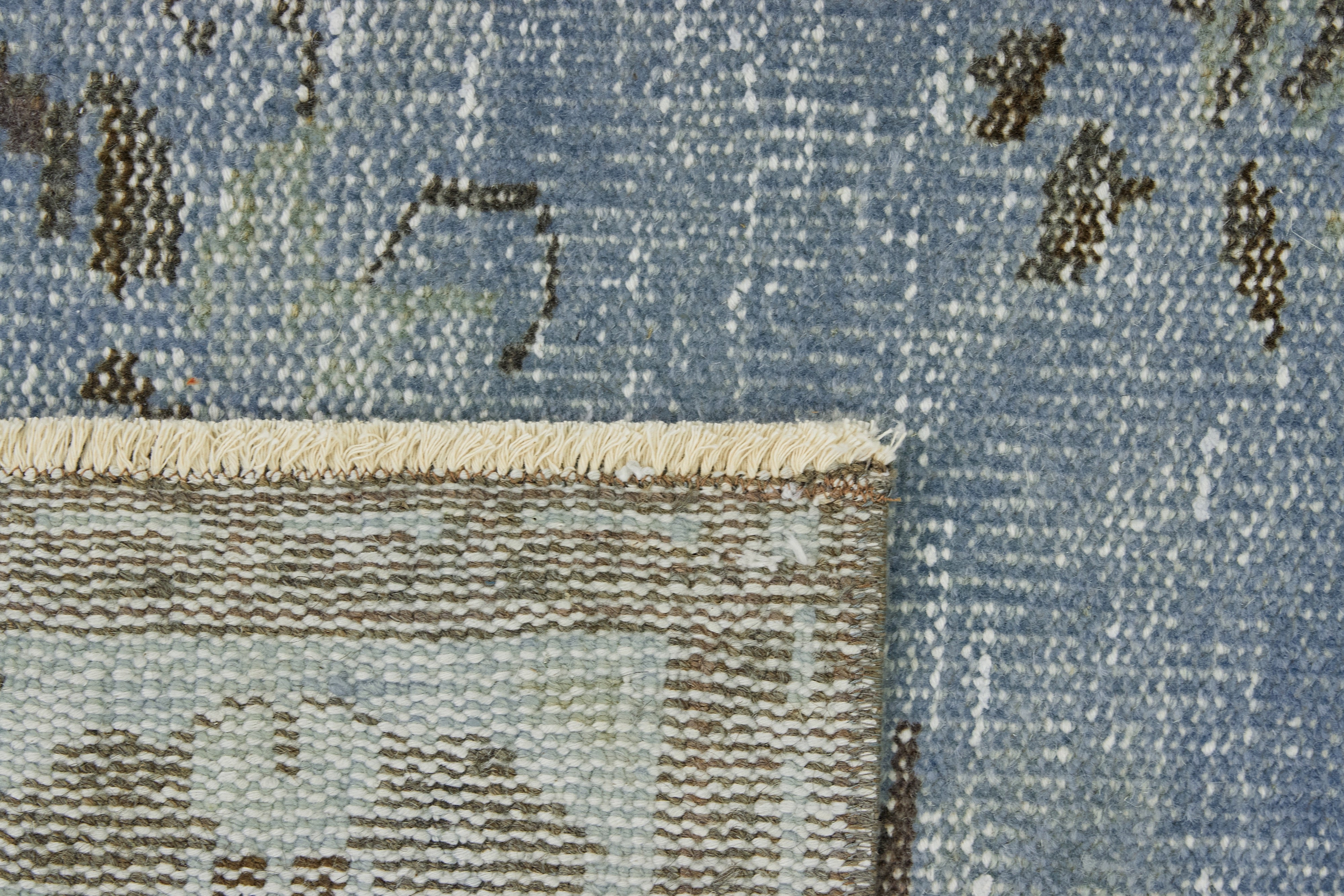 Artisanal Weaving Excellence - Emarie's Turkish Rug Legacy | Kuden Rugs