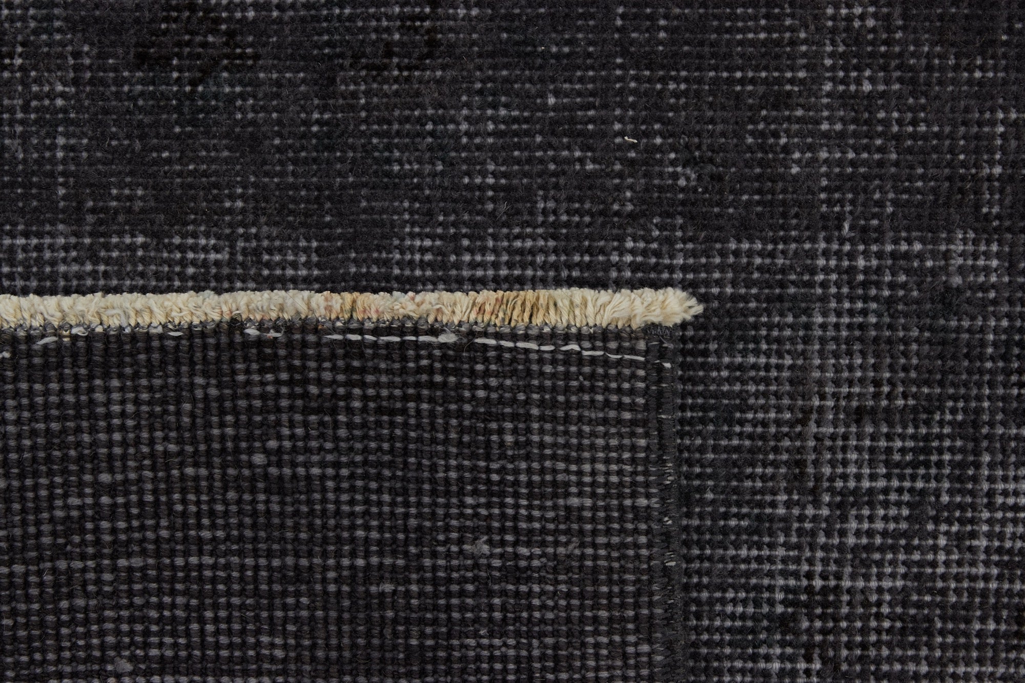 Emery | Sophisticated Plain Pattern Vintage Rug | Kuden Rugs