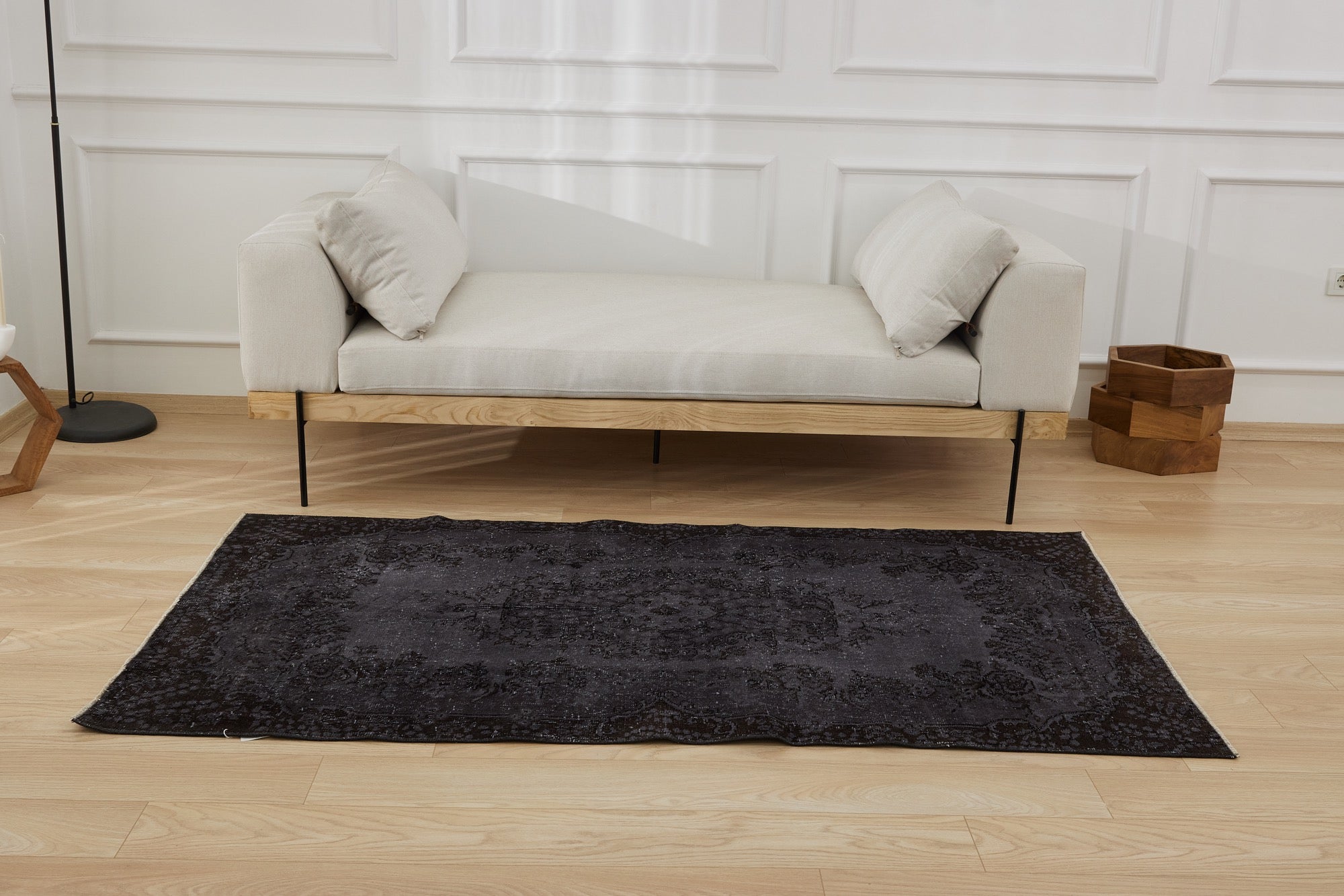 Erika | Elegant Low-Pile Wool and Cotton Rug | Kuden Rugs