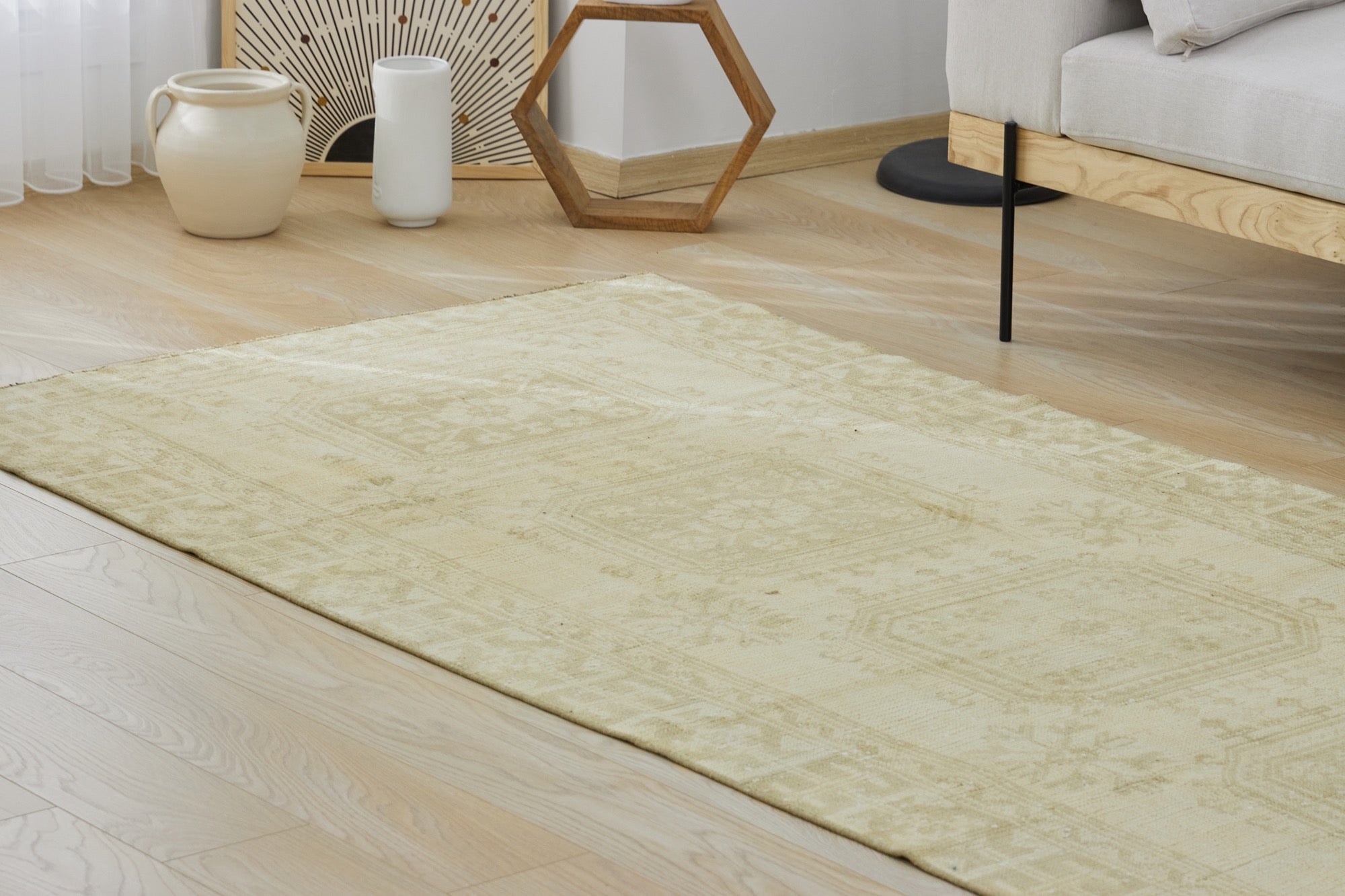 Esta | Unique Turkish Carpet with Timeless Design | Kuden Rugs