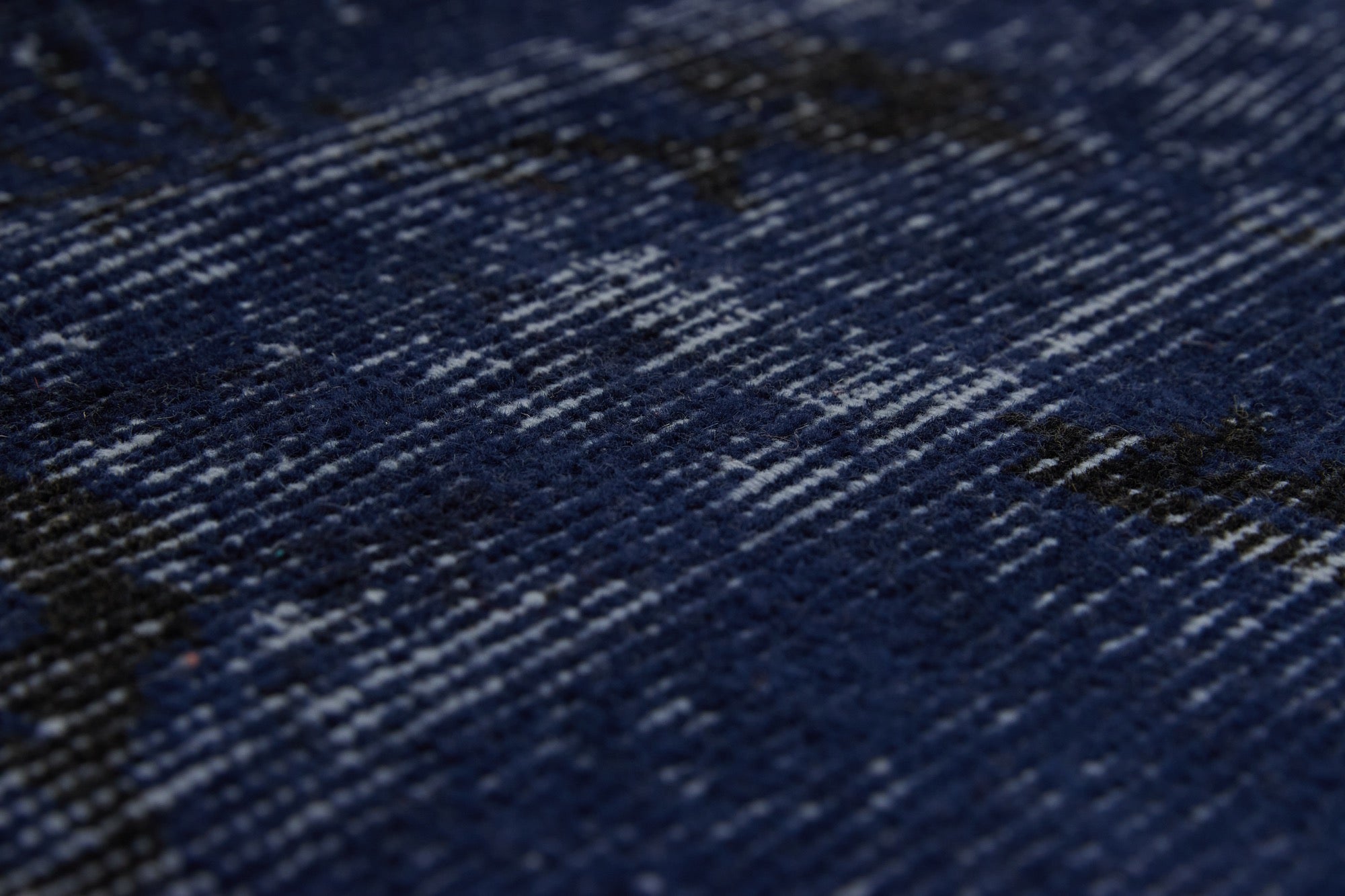 Faiga | Sophisticated Plain Pattern Vintage Rug | Kuden Rugs