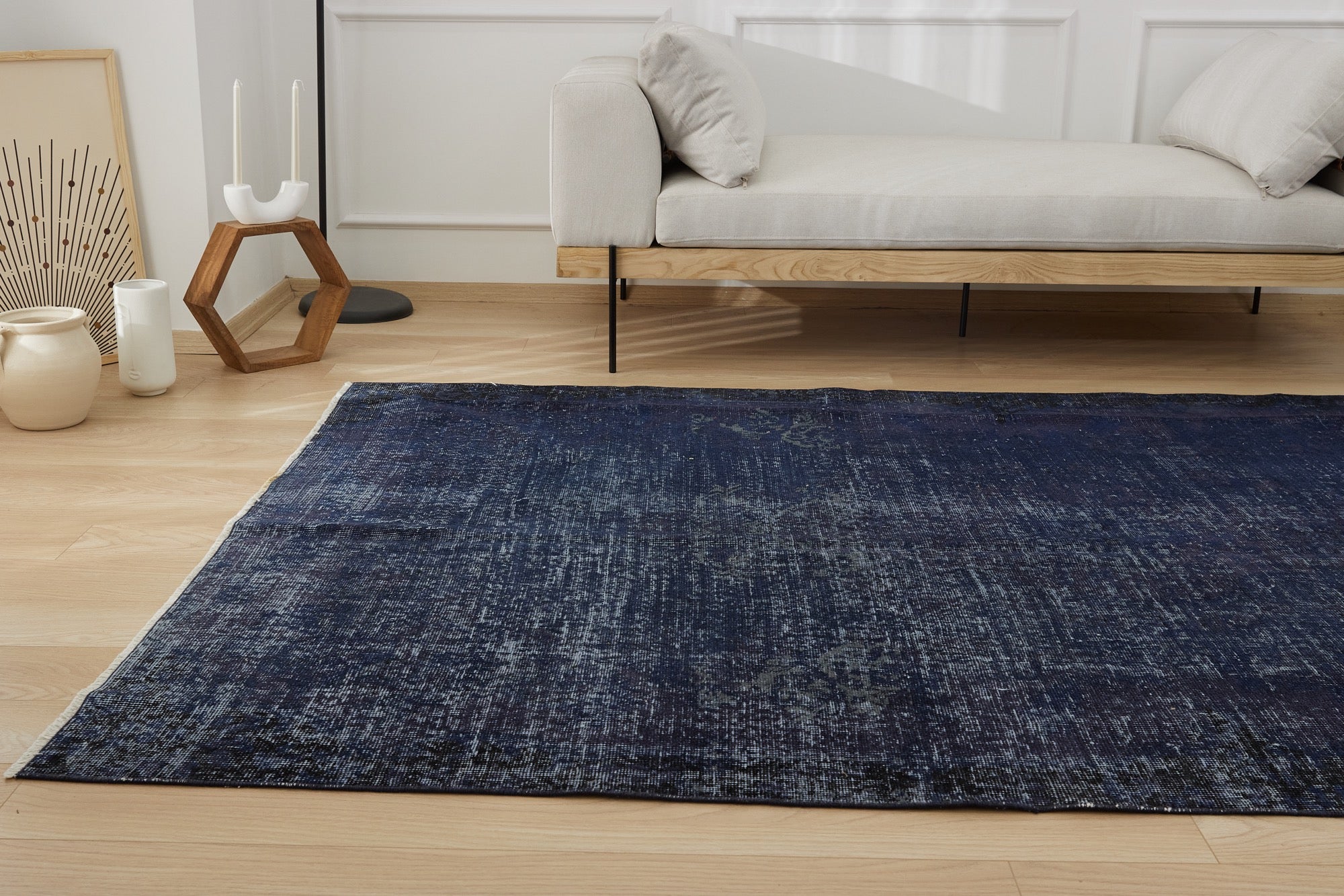Faiza | Unique Low-Pile Turkish Rug | Kuden Rugs