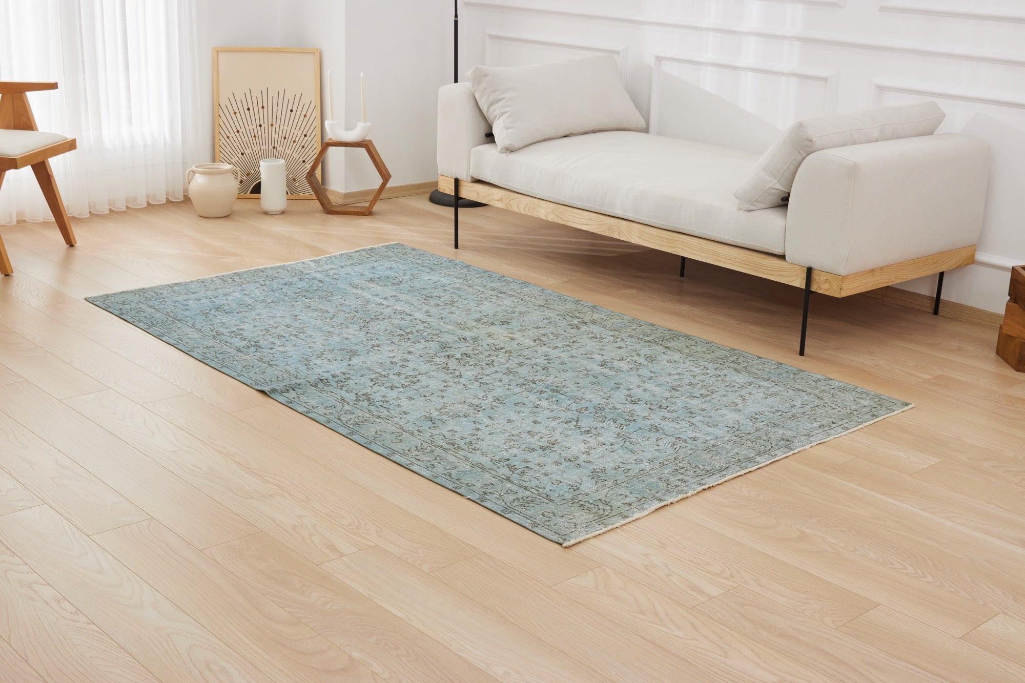 Farria | Vintage Hand-Knotted Turkish Carpet | Kuden Rugs