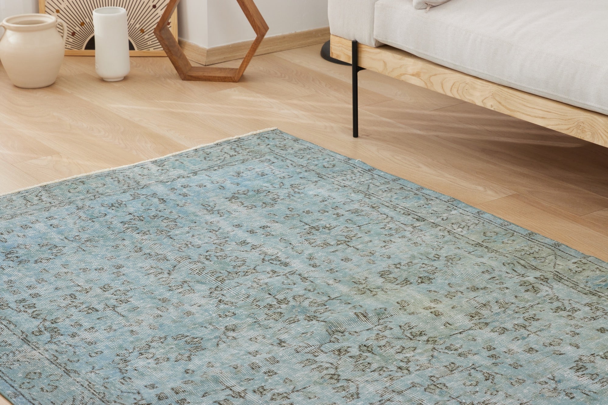 Farria | Elegant Low-Pile Area Rug in Blue | Kuden Rugs