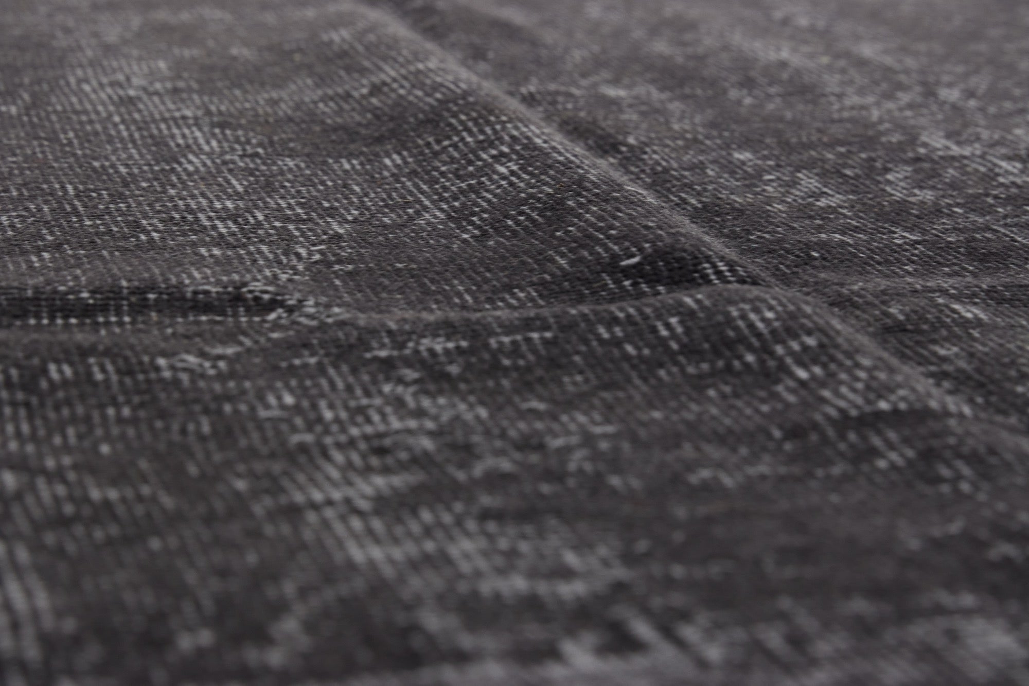 Fefie | Sophisticated Plain Pattern Vintage Rug | Kuden Rugs