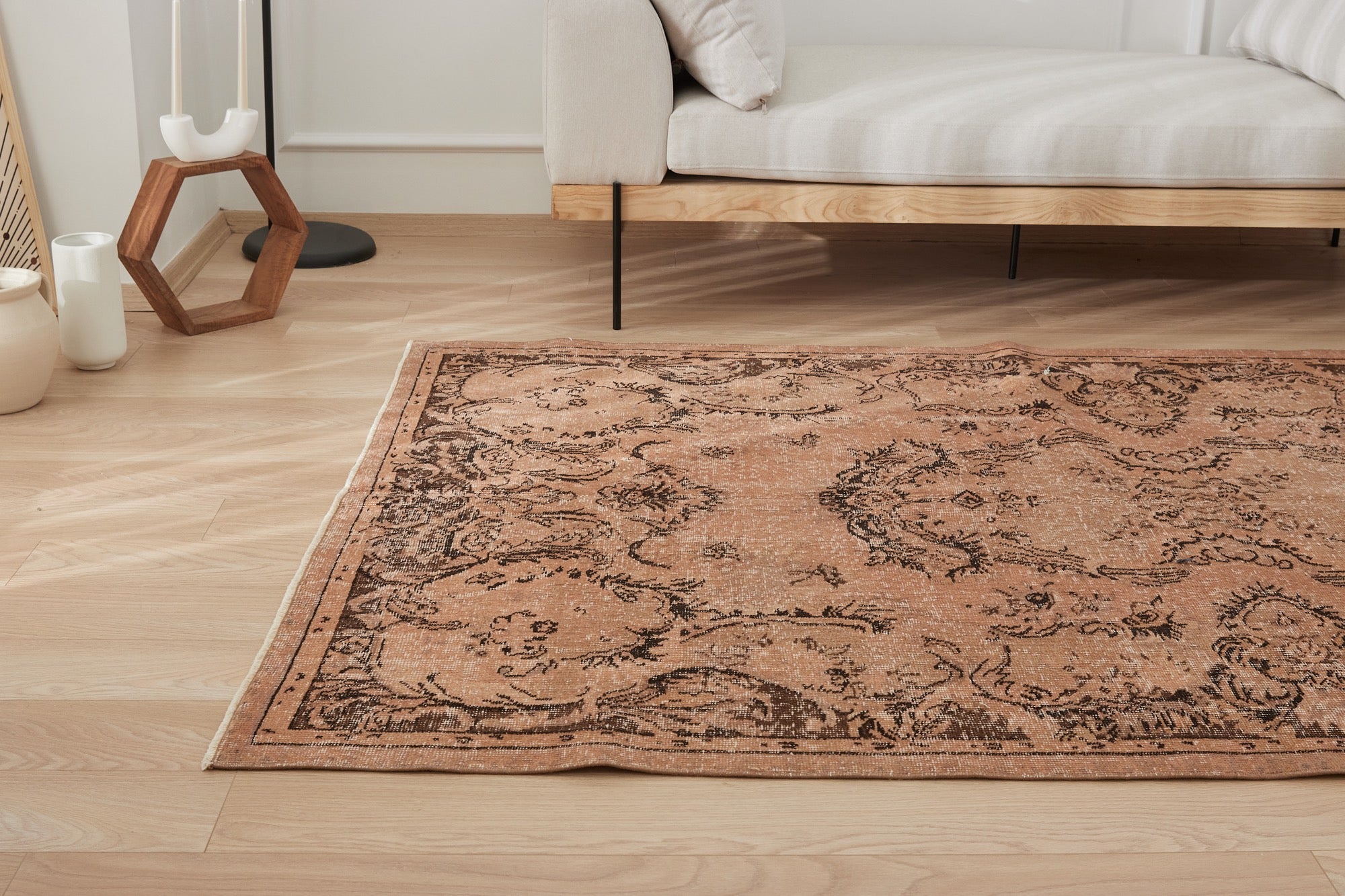 Fidela | Unique Low-Pile Turkish Rug | Kuden Rugs