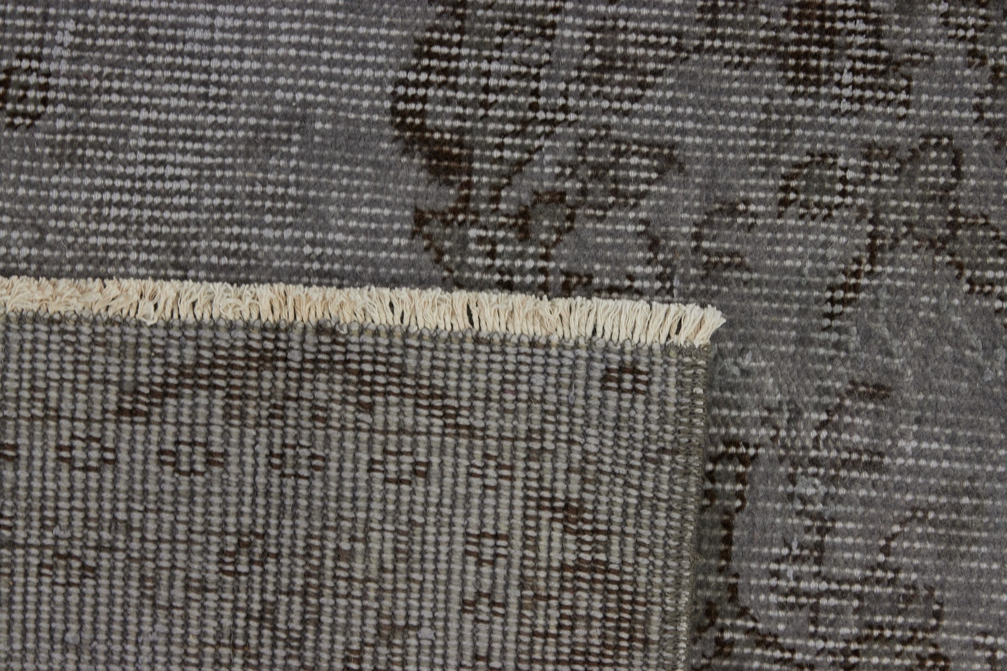 Fingula | Classic Turkish Craftsmanship in a Contemporary Rug | Kuden Rugs