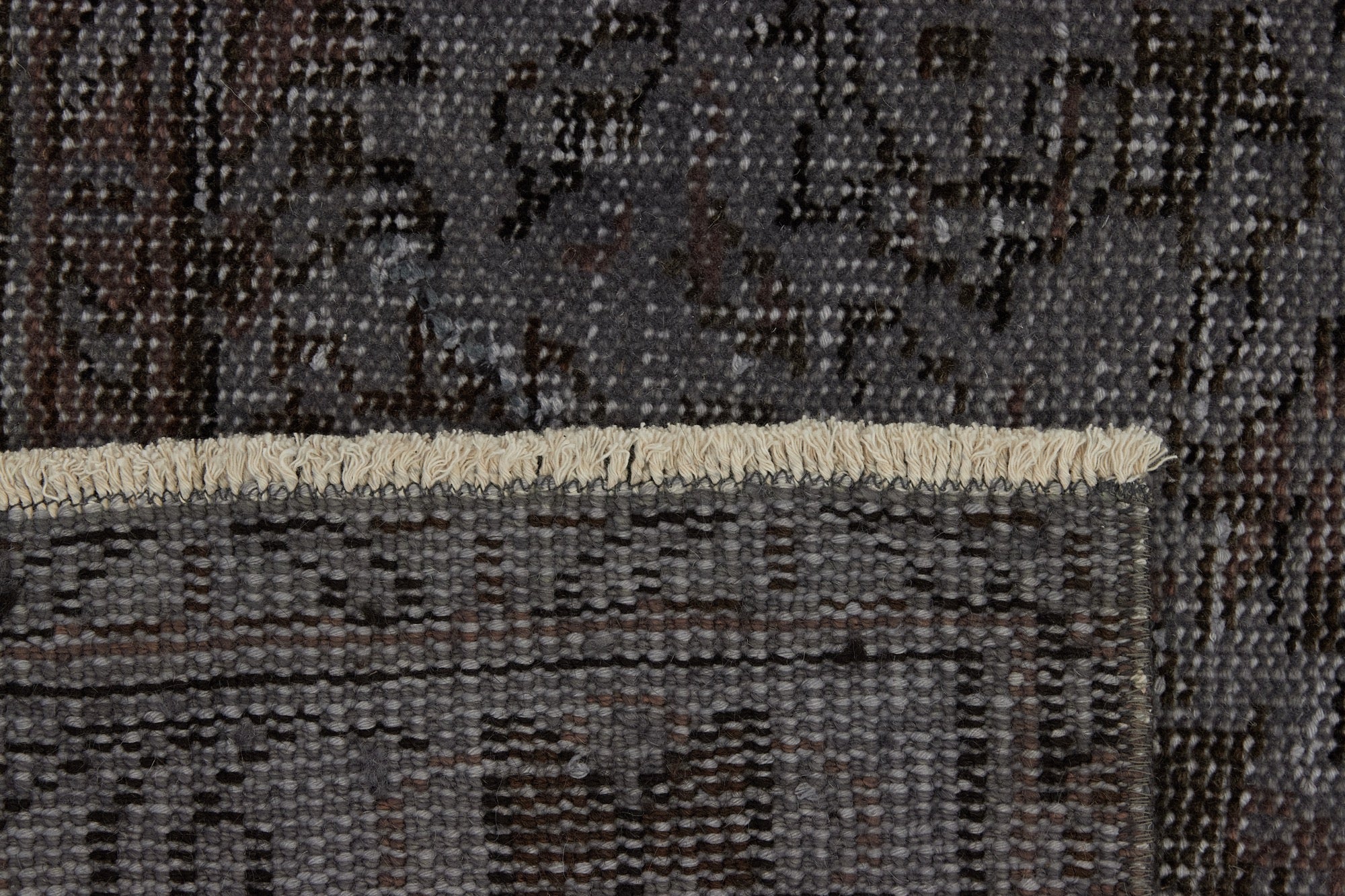 Flawya | Classic Turkish Craftsmanship in a Contemporary Area Rug | Kuden Rugs