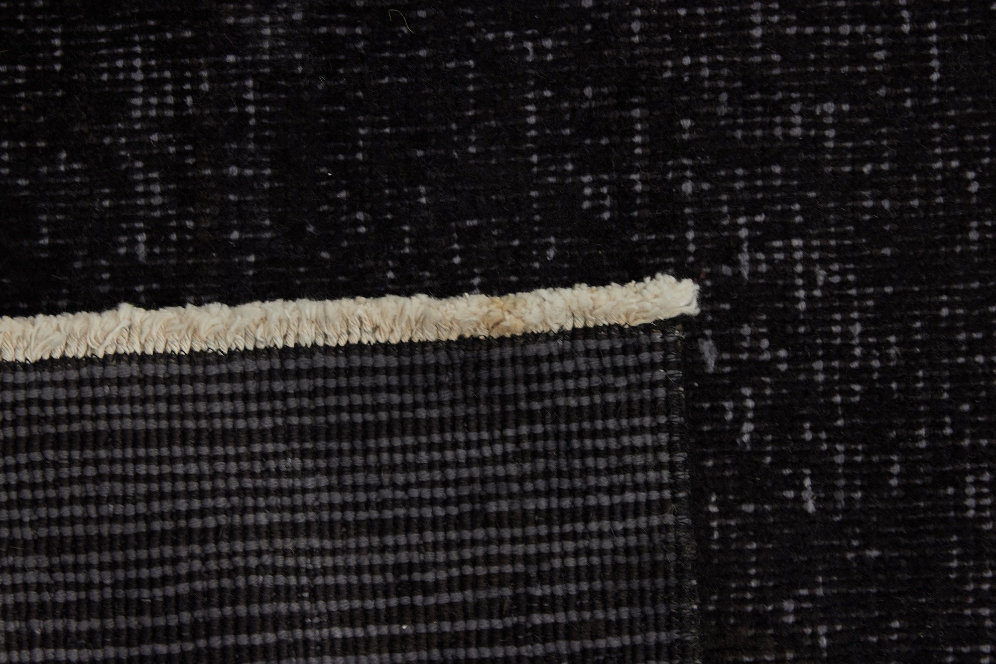 Gaelen | Artisan Crafted Small Rug with Modern Elegance | Kuden Rugs