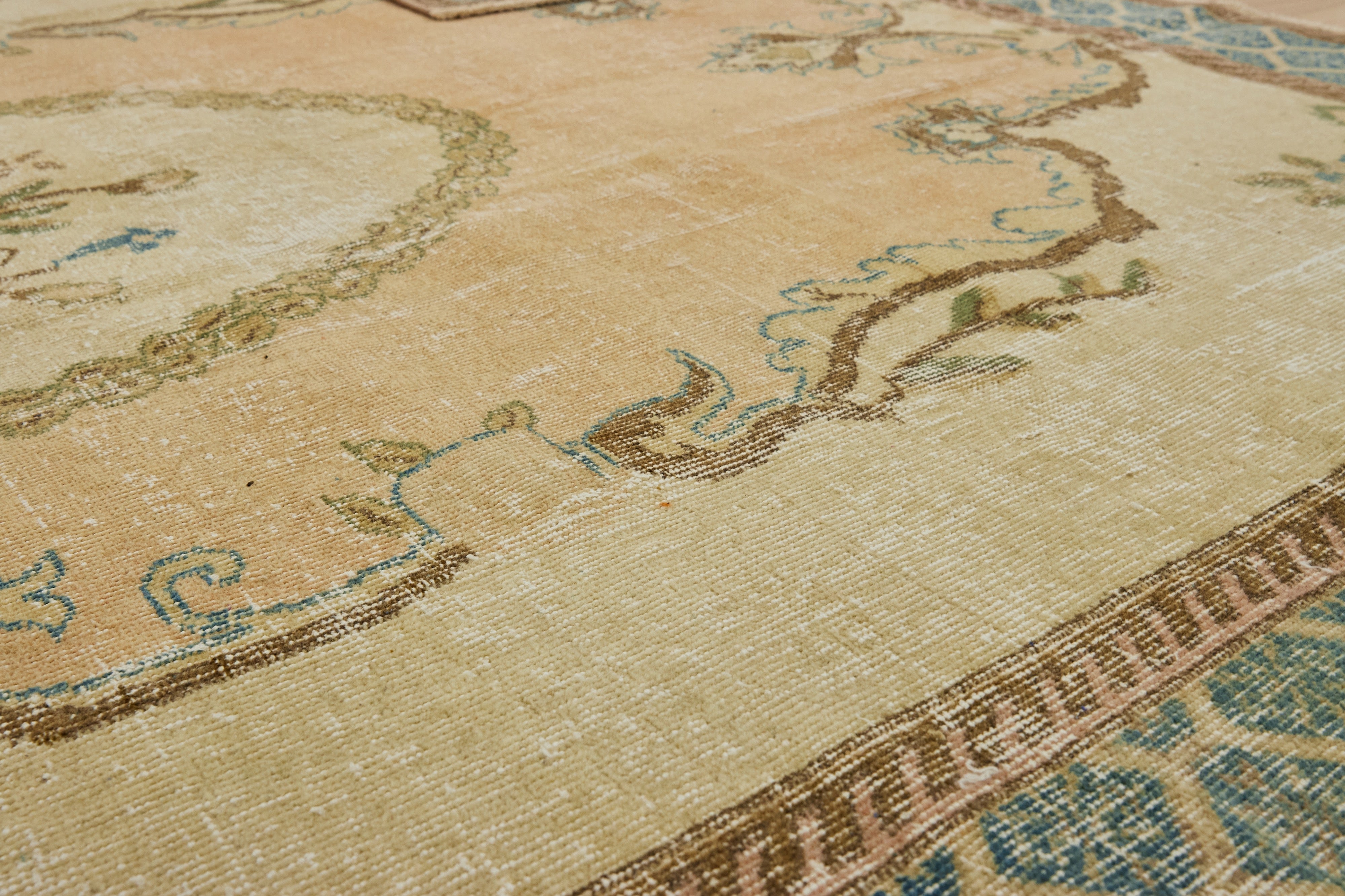 Low Pile Gracie Antique Washed Rug