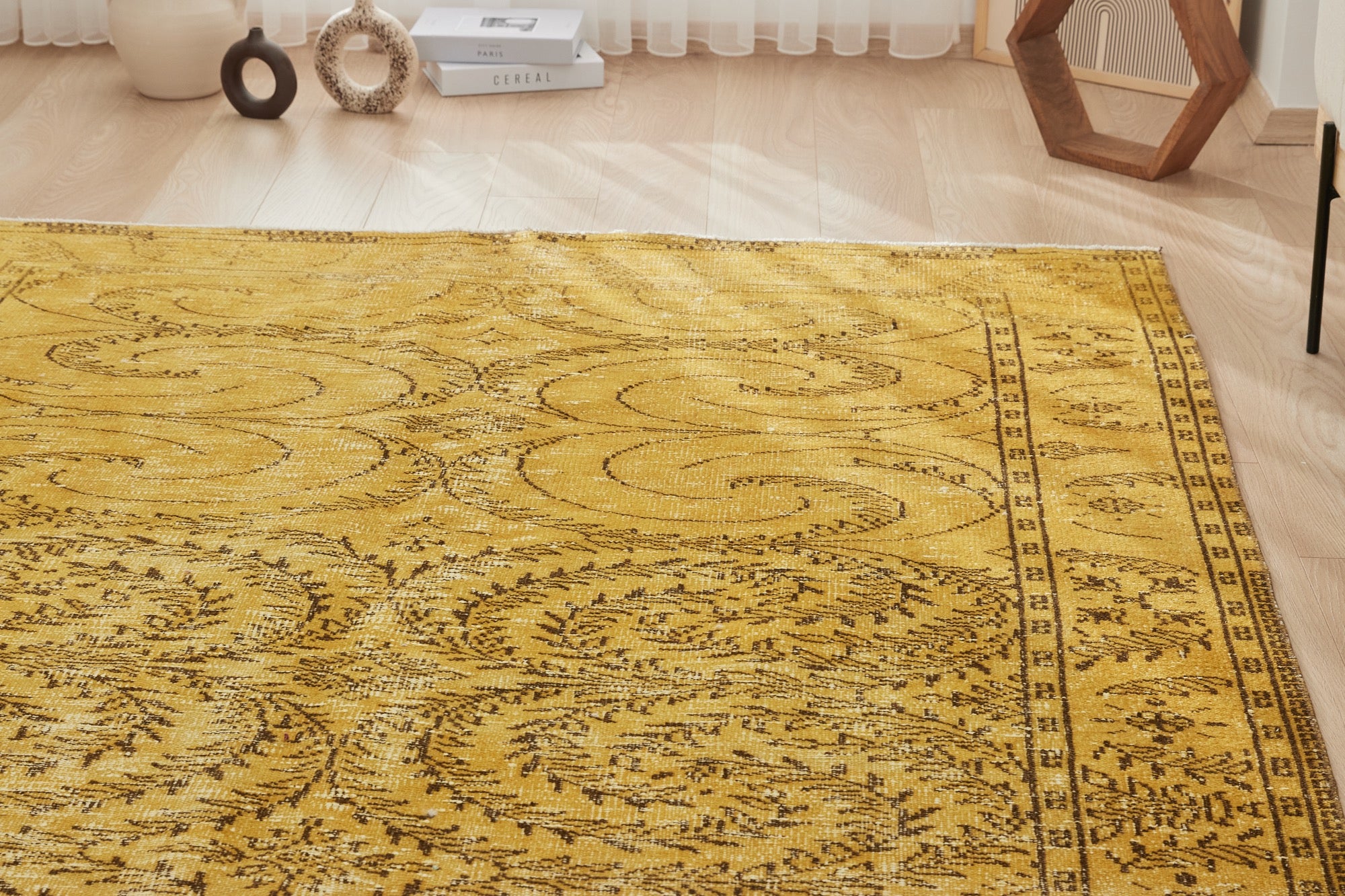 Hallam | Hand-Knotted Wool-Cotton Masterpiece | Kuden Rugs