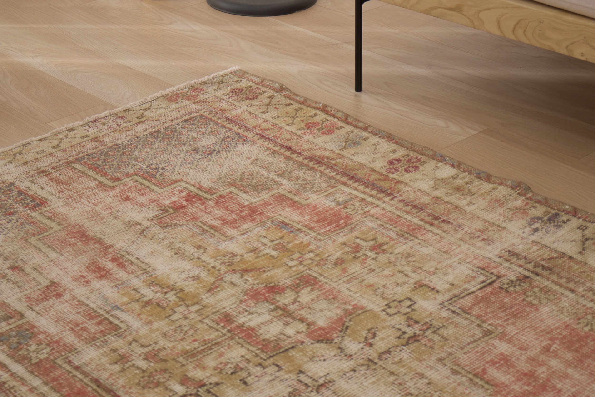 Heni - Handmade Small Rug | Kuden Rugs