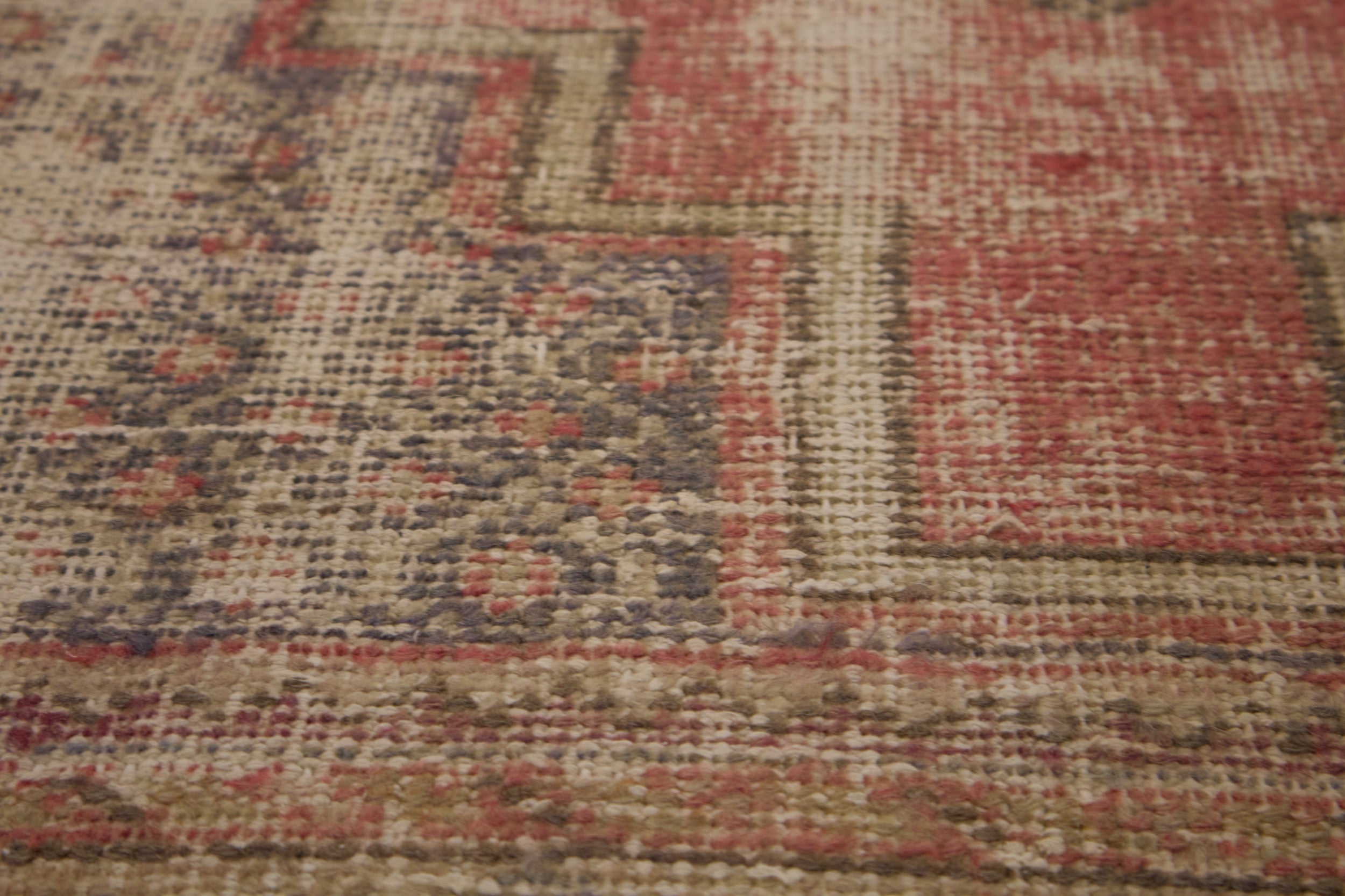 Handwoven tradition meets modern style. The Heni Rug. | Kuden Rugs