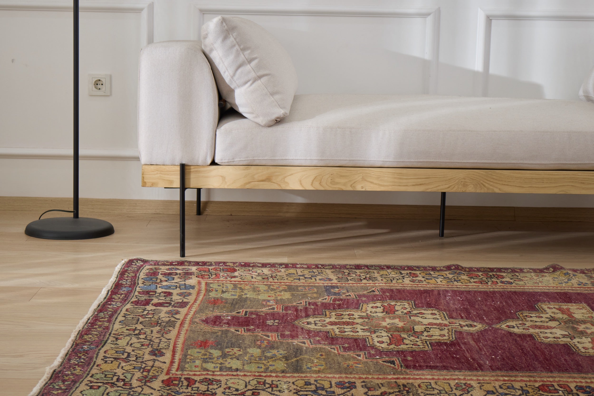 Handwoven tradition meets modern style: The Iliana Rug. | Kuden Rugs