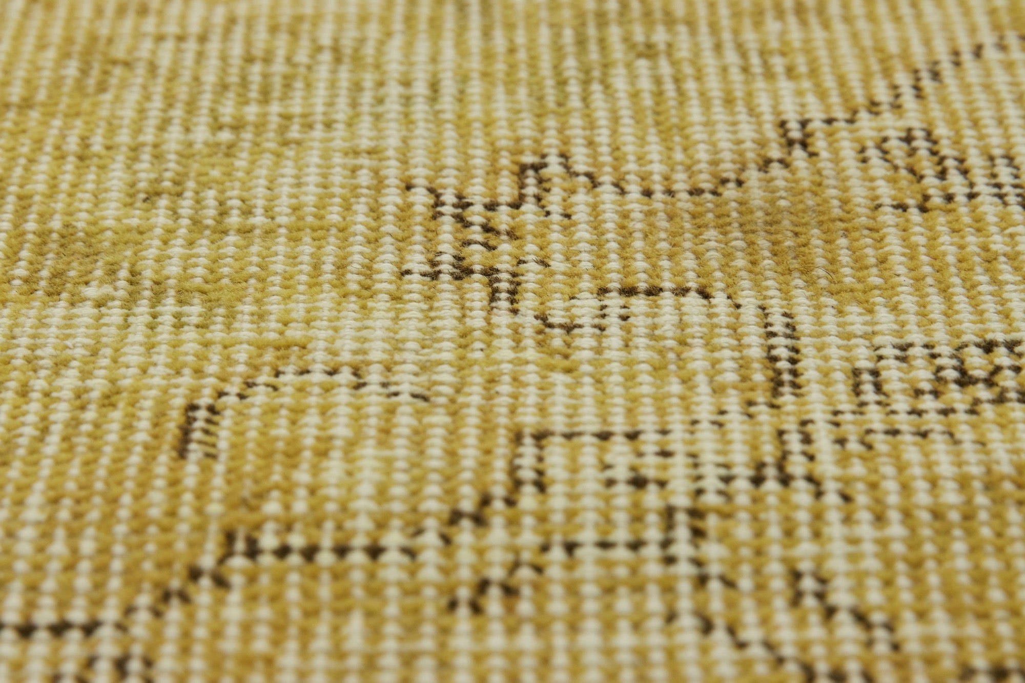 Ilyni | Timeless Wool-Cotton Blend Rug | Kuden Rugs