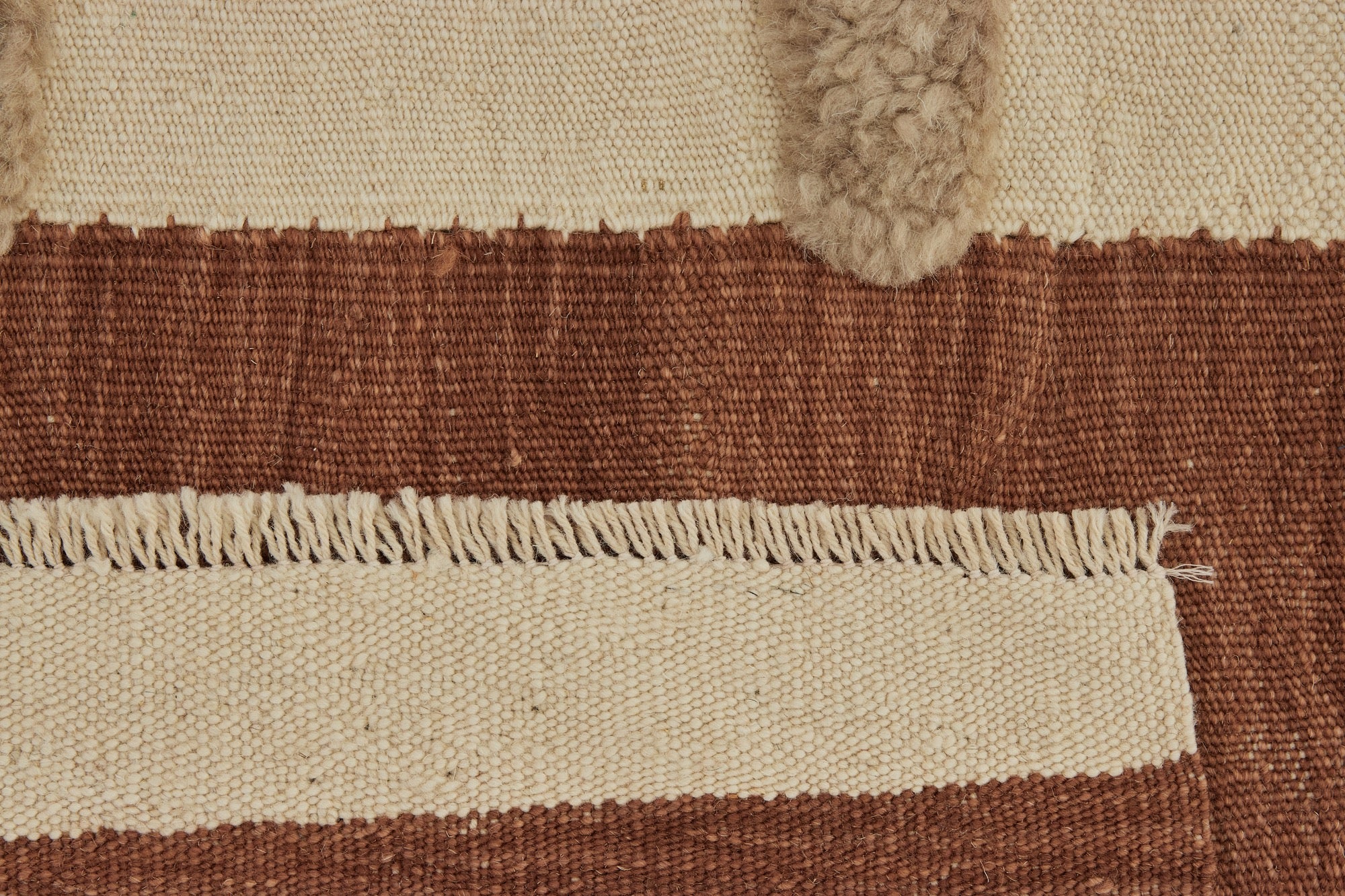 Isabell | Classic Kilim Design in Modern Decor | Kuden Rugs