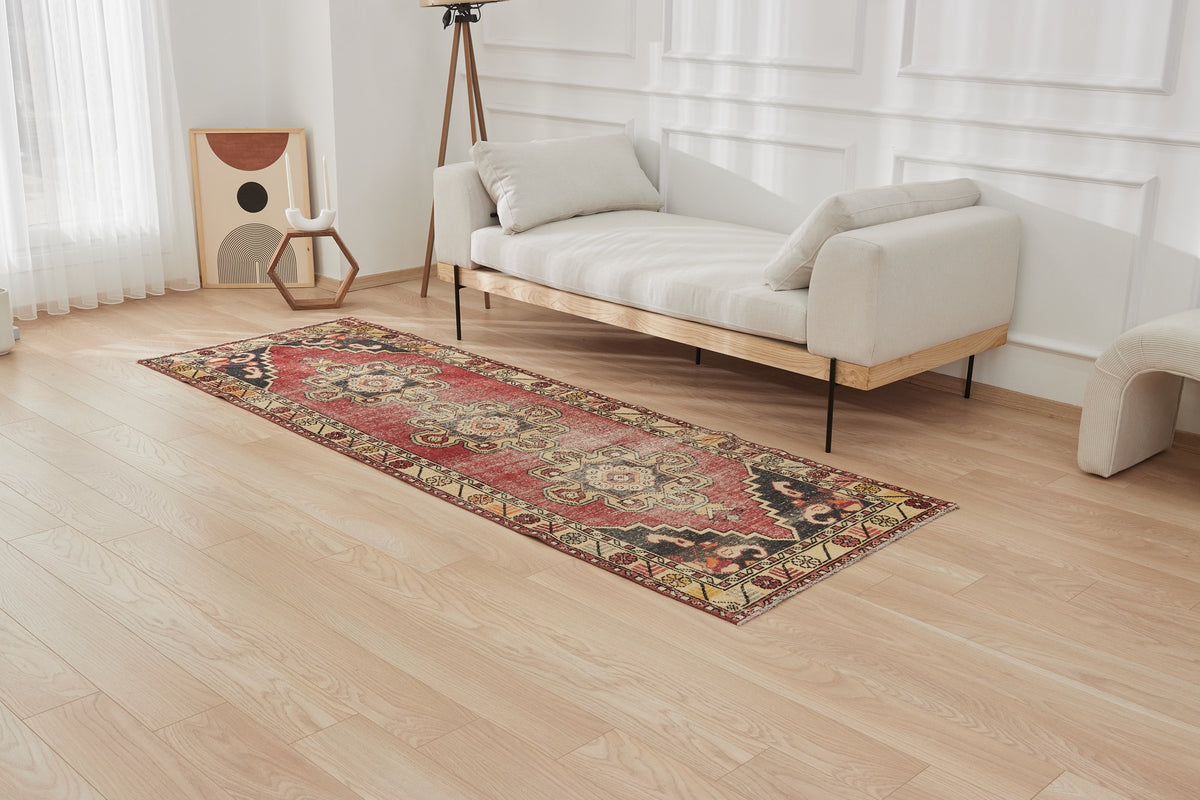Jackee | Red Elegance | Hand-Knotted Runner Carpet | Kuden Rugs
