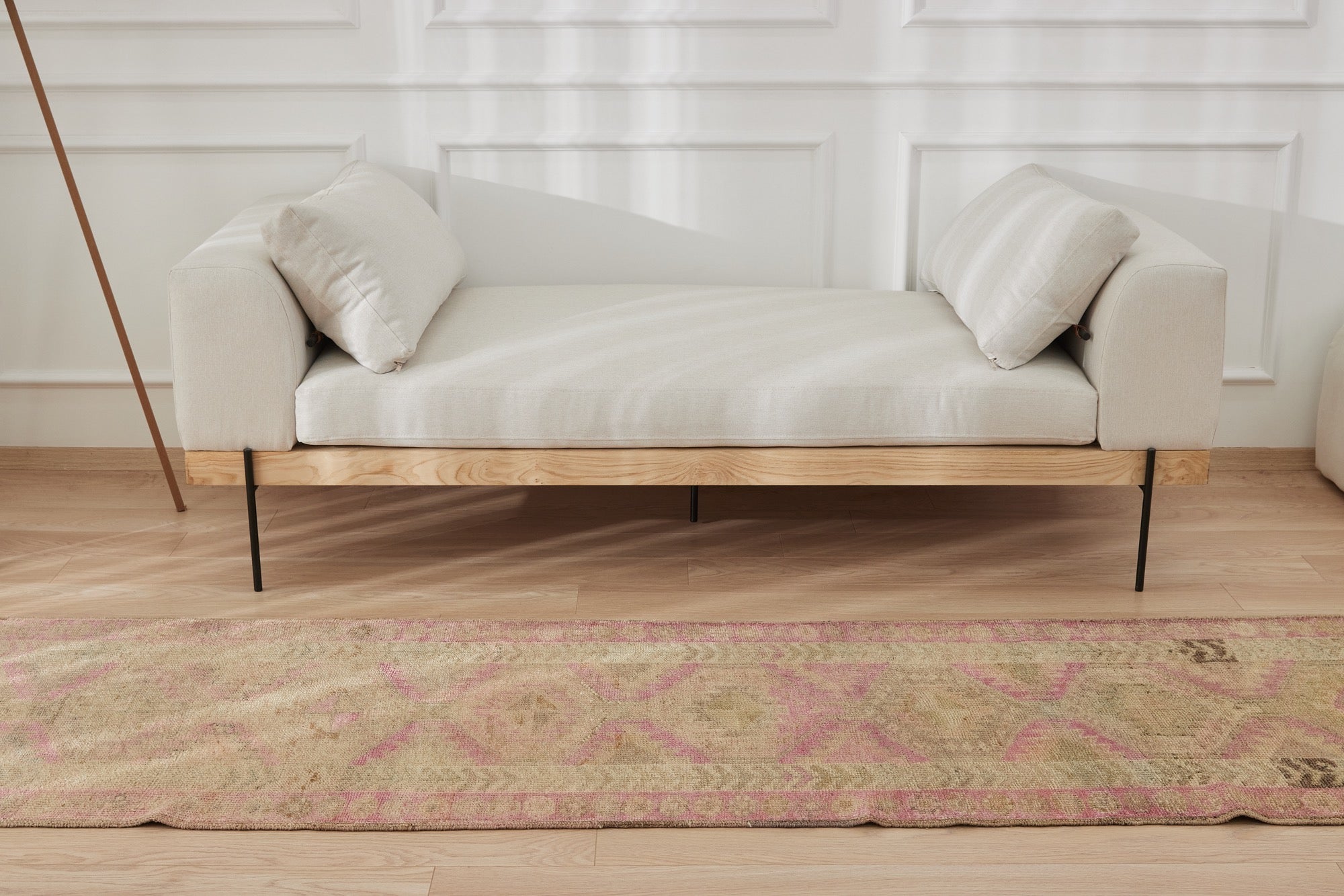 Jaslyn | Unique Medium-Pile Turkish Runner | Kuden Rugs
