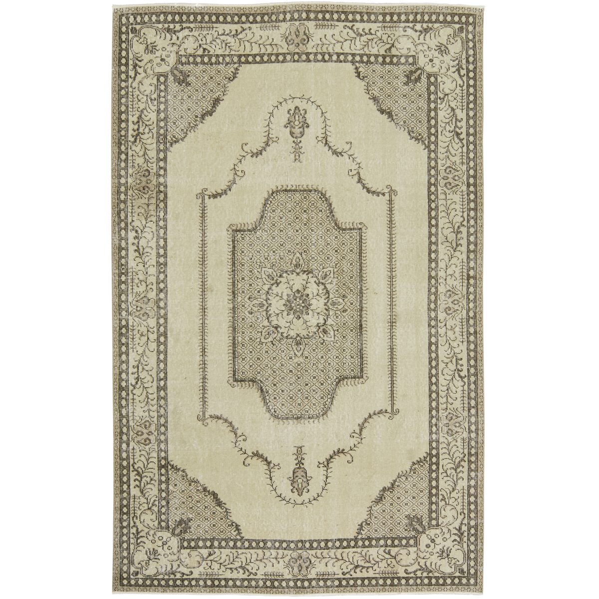 Kahlani | Beige Medallion | Hand-Knotted Turkish Elegance | Kuden Rugs