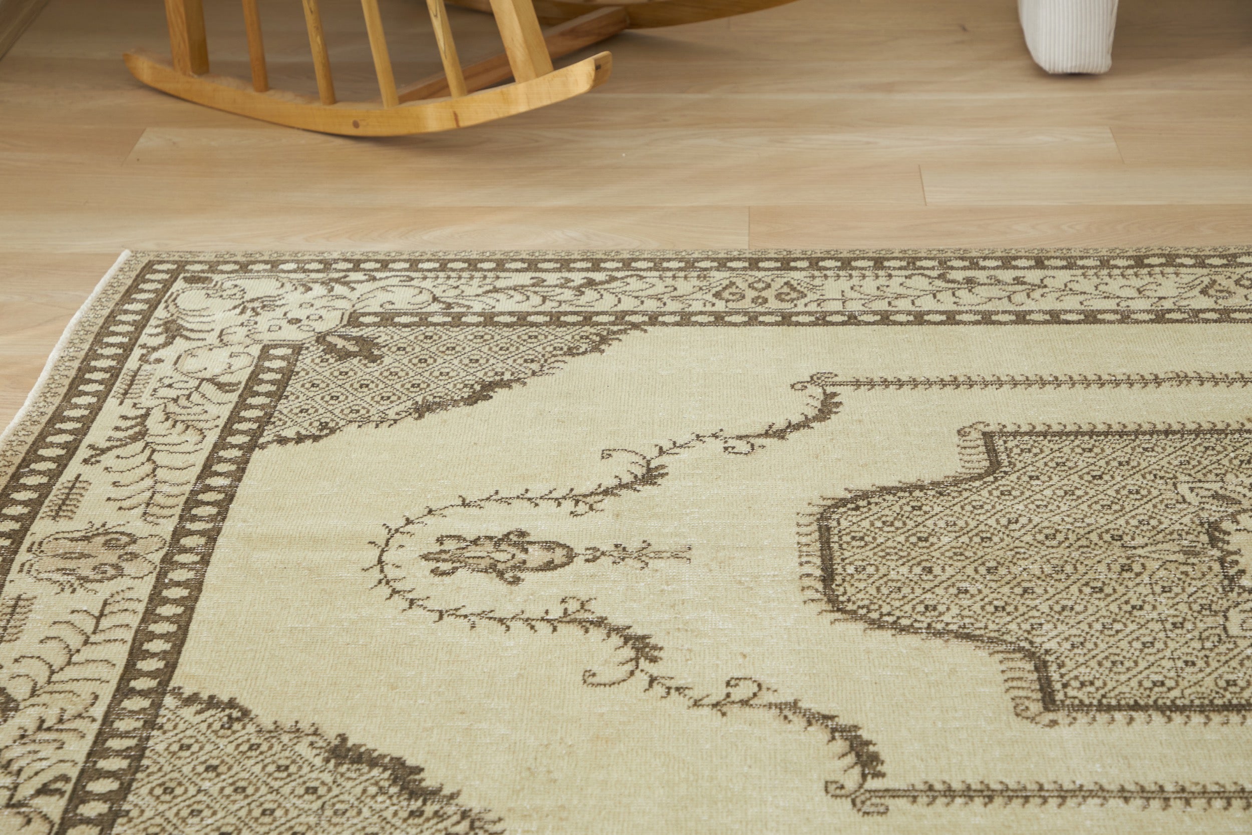 Kahlani | Turkish Legacy | Unique Carpet Artistry | Kuden Rugs
