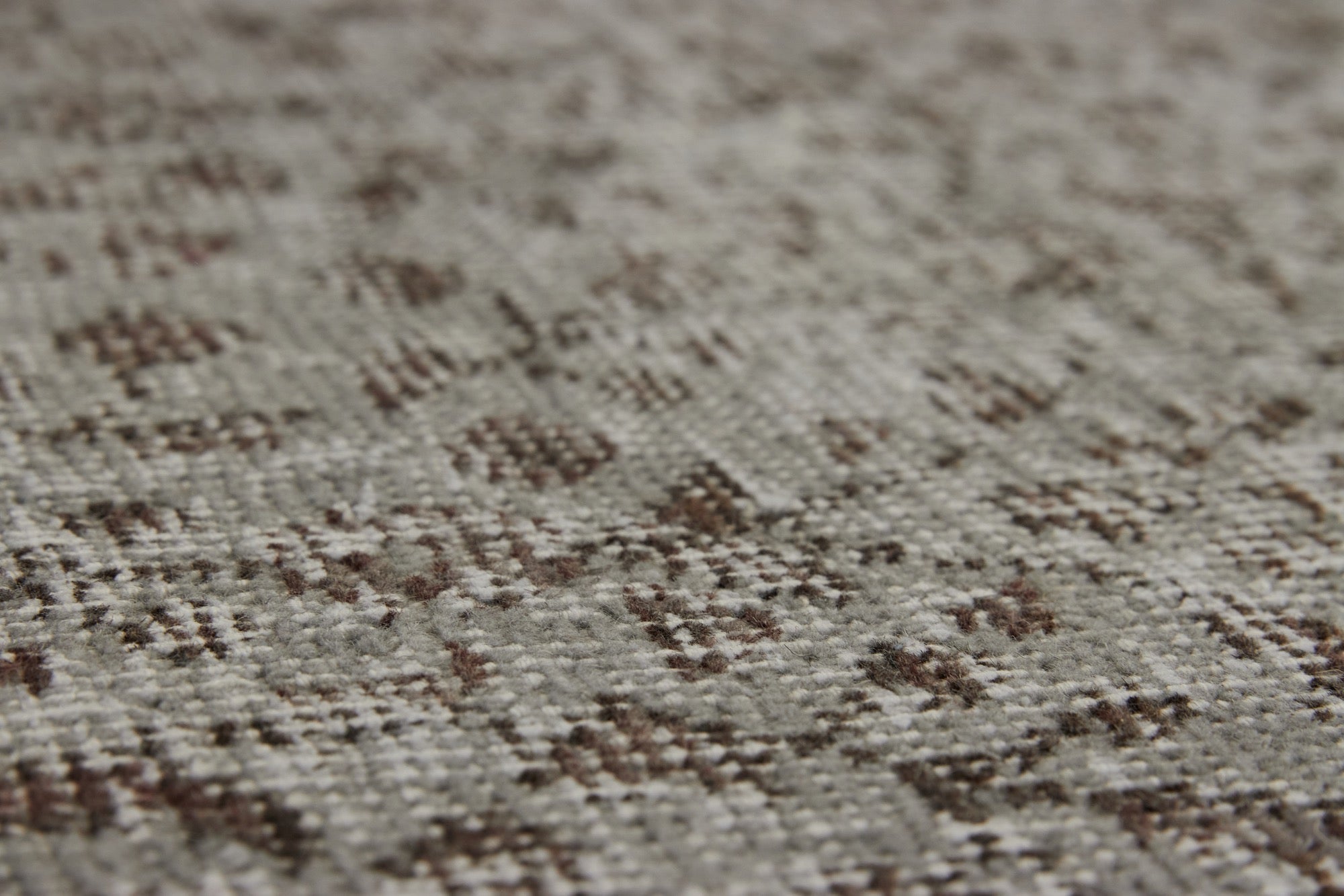 Kimimela | Distinctive Gray Area Rug Luxury | Kuden Rugs