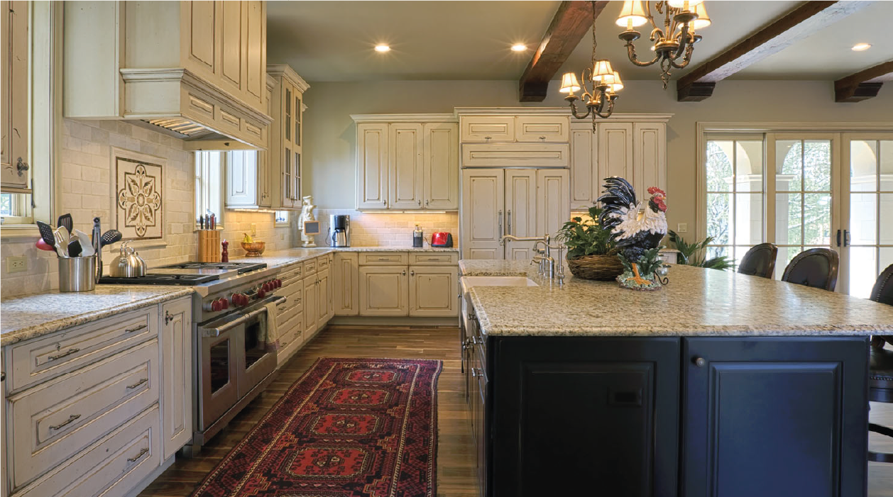 Luxurious Vintage Carpet with Classic Elegance - Kuden Rugs