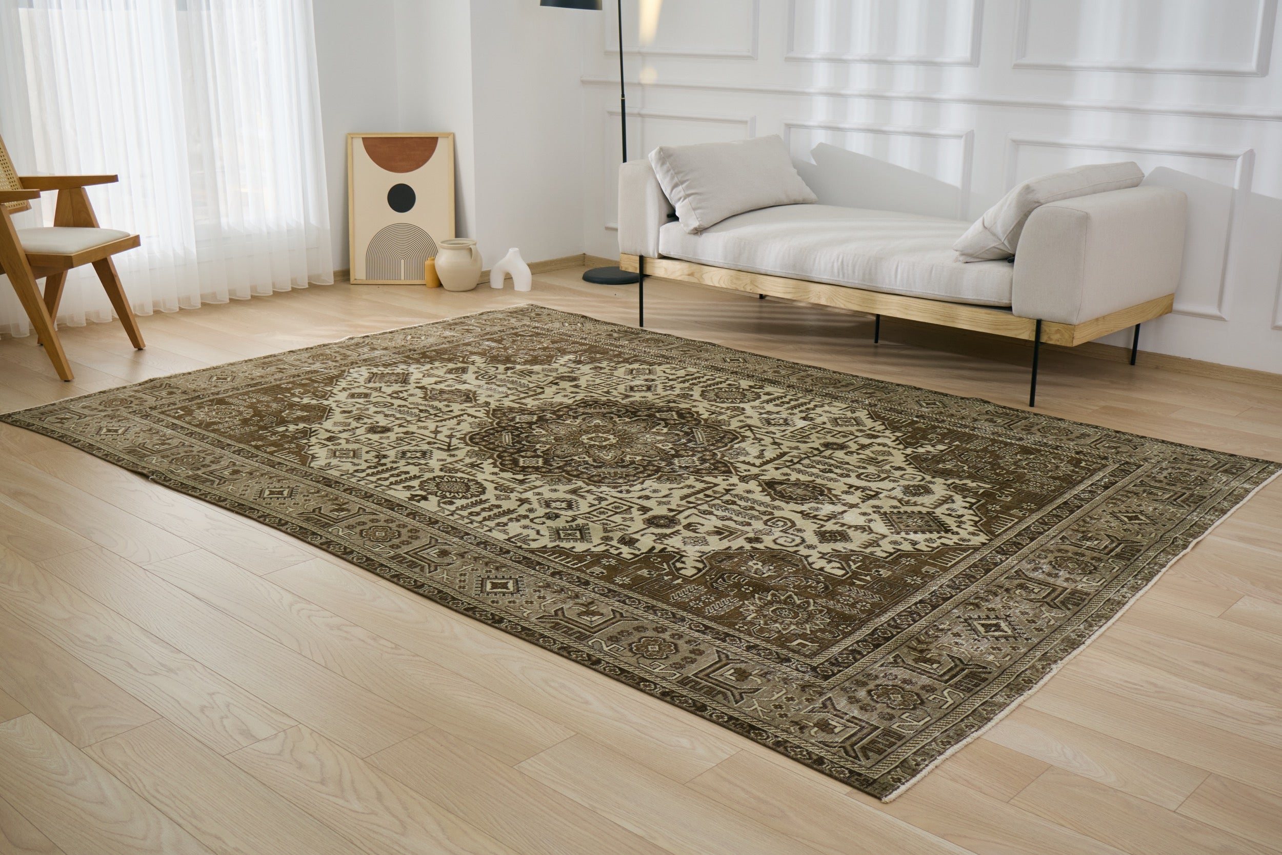 Larissa - Exquisite Medallion Mastery | Kuden Rugs